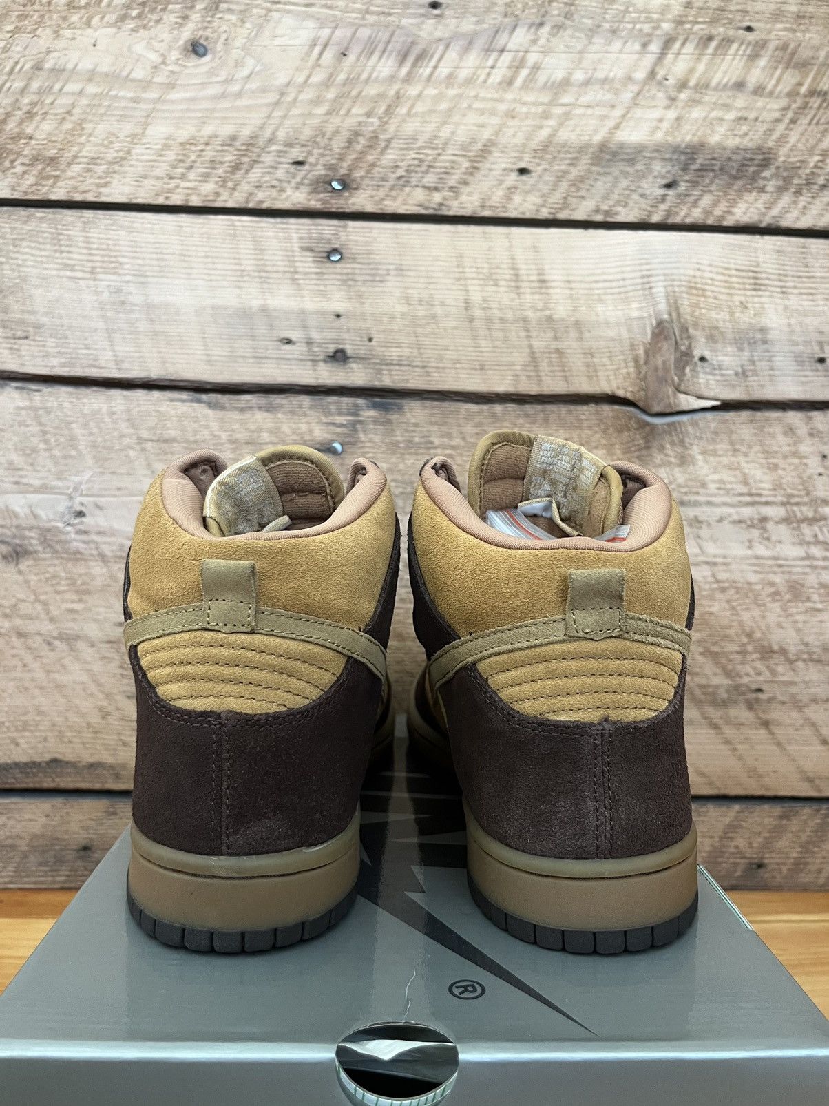 Nike Nike SB Dunk High Pro Maple 305050-222 Size US 10 / EU 43 - 4 Thumbnail