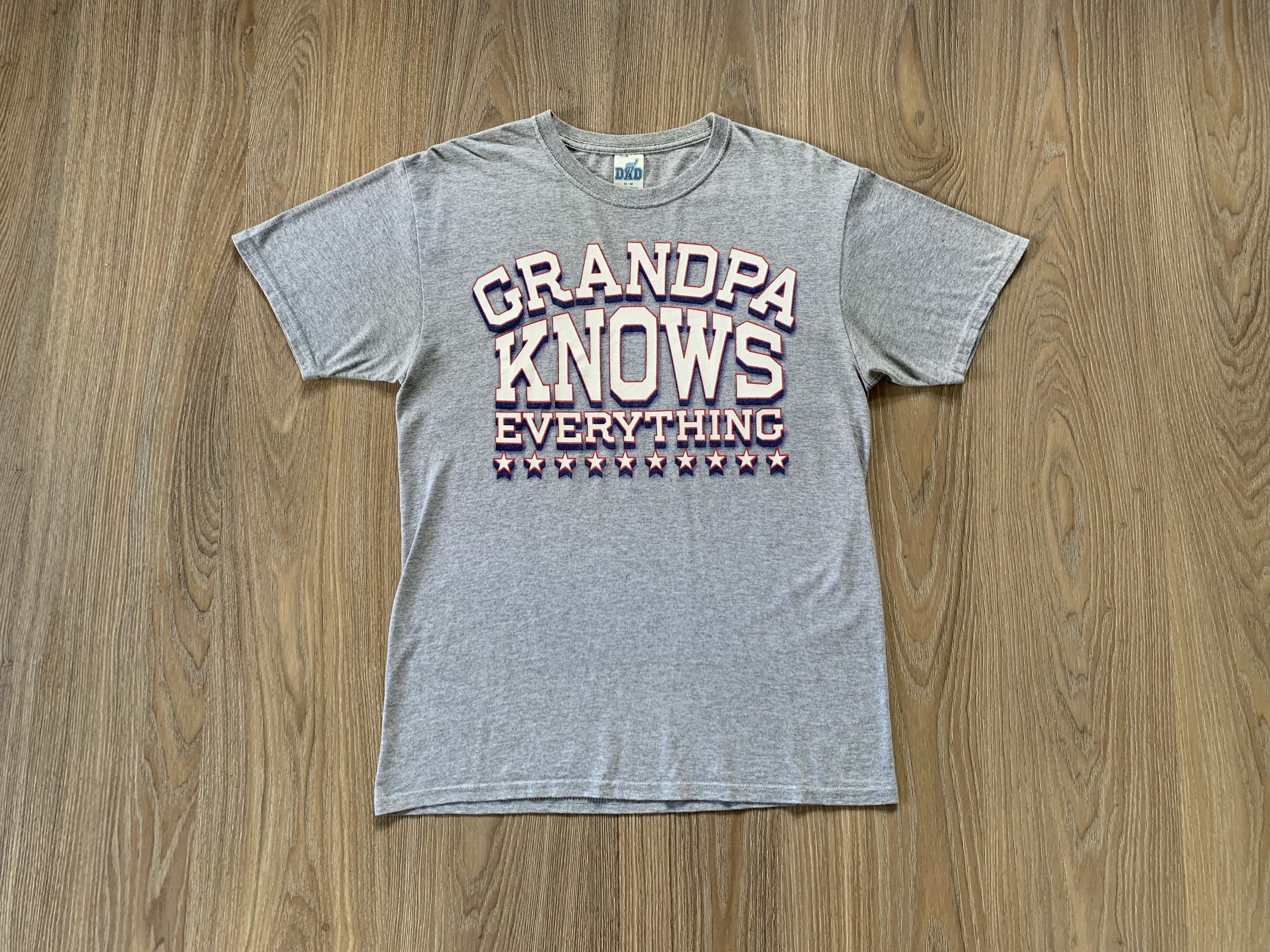 Vintage Vintage Grandpa Knows Everything T Shirt Size US M / EU 48-50 / 2 - 1 Thumbnail