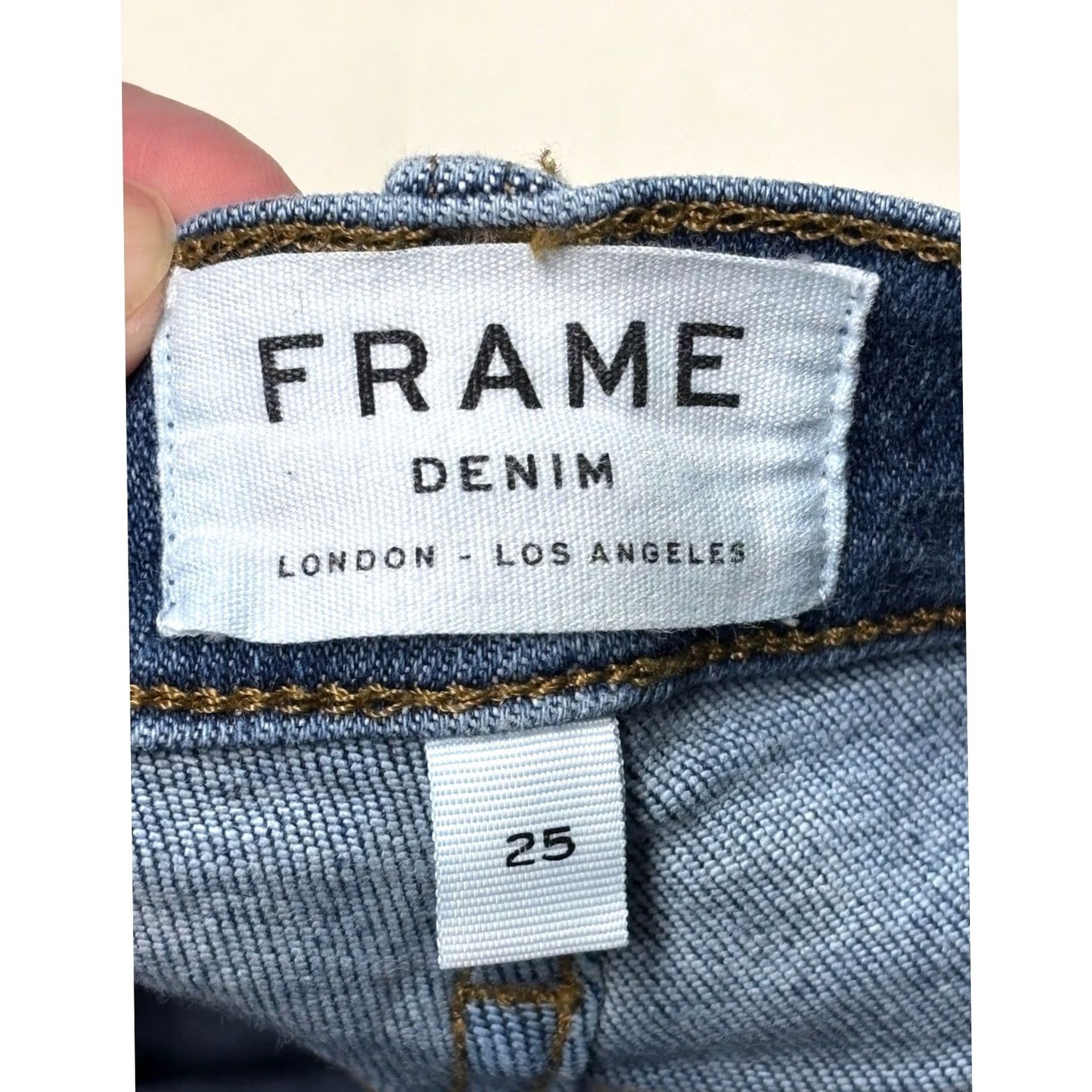 Frame FRAME Le High Skinny Jeans Saxon Blue Distressed Denim Womens High Rise Slim 5-Pocket Zipper Logo Cotton Blend Spandex Wearable Everyday Jeans Womens Size 42" / US 20 - 5 Thumbnail
