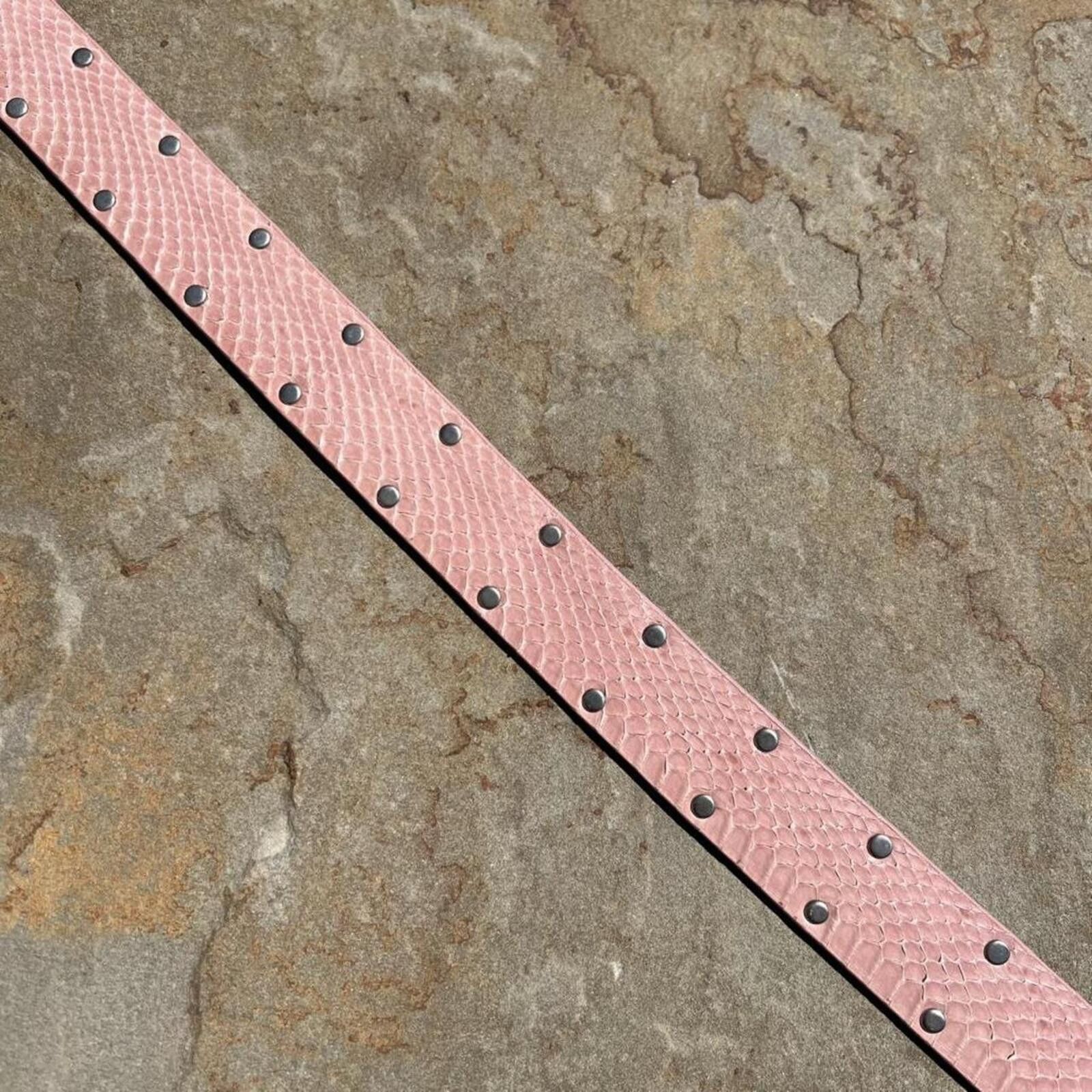 Other Y2K Neo-Vintage Pink Snake Riveted Leather Double Prong Belt Size ONE SIZE - 3 Thumbnail