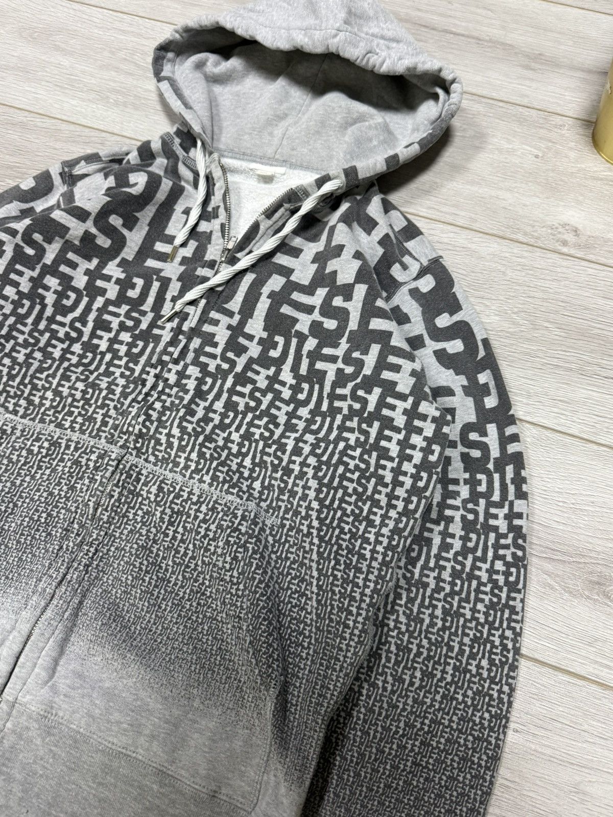 Diesel Diesel vintage monogram all over print letters zip hoodie Size US XL / EU 56 / 4 - 5 Thumbnail