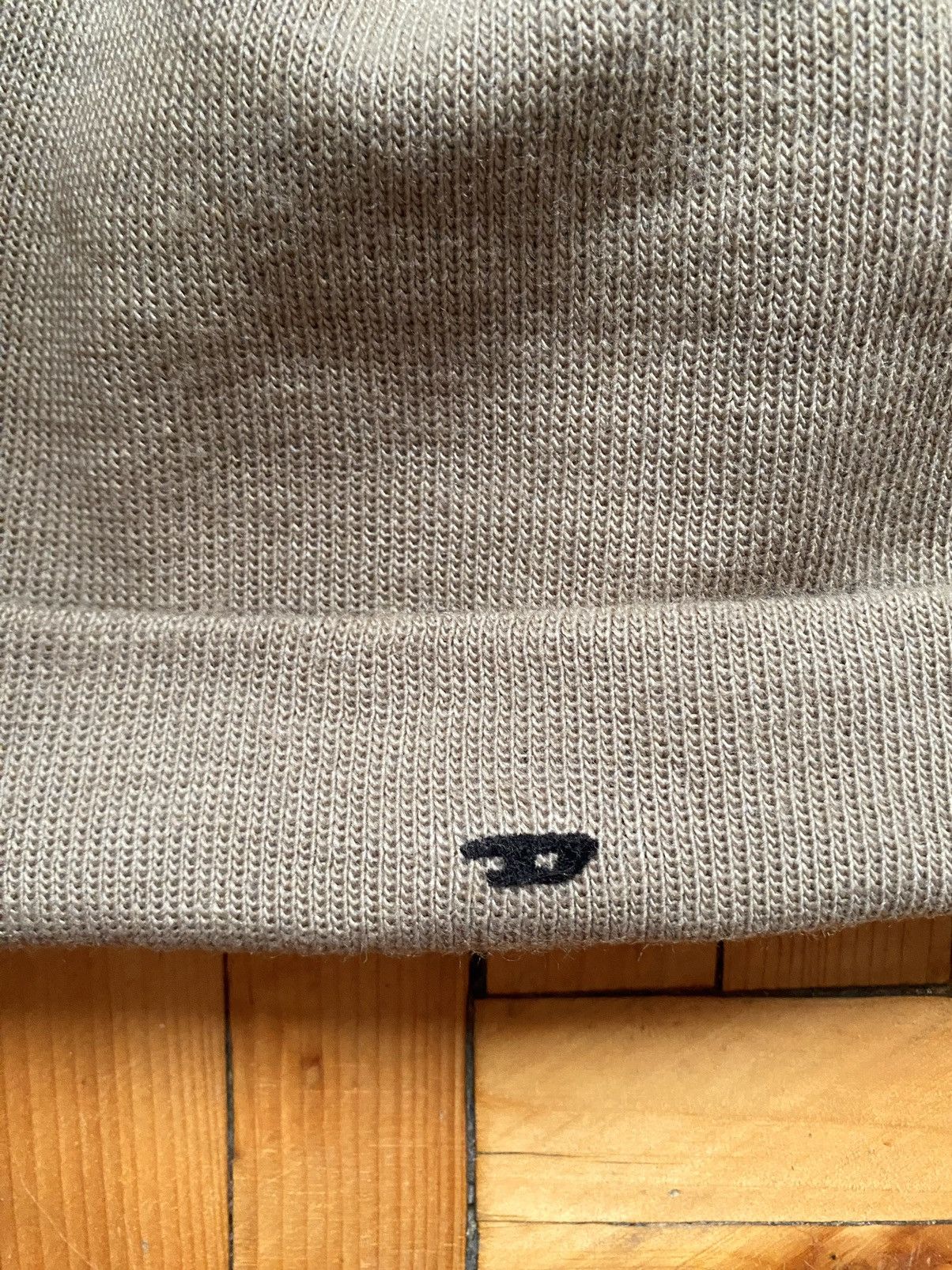 Diesel × Vintage Vintage Diesel Avant Garde Streetwear Beige Beanie Hat Size ONE SIZE - 3 Thumbnail