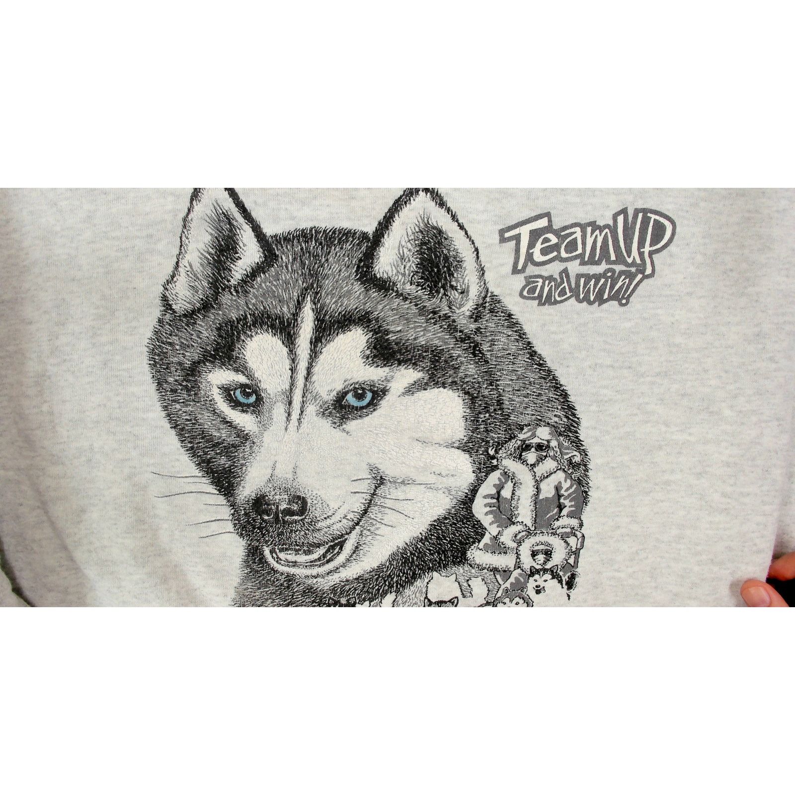Vintage Vintage 90s Thrashed Boxy Husky Sled Dog Sweatshirt Size US XL / EU 56 / 4 - 9 Thumbnail