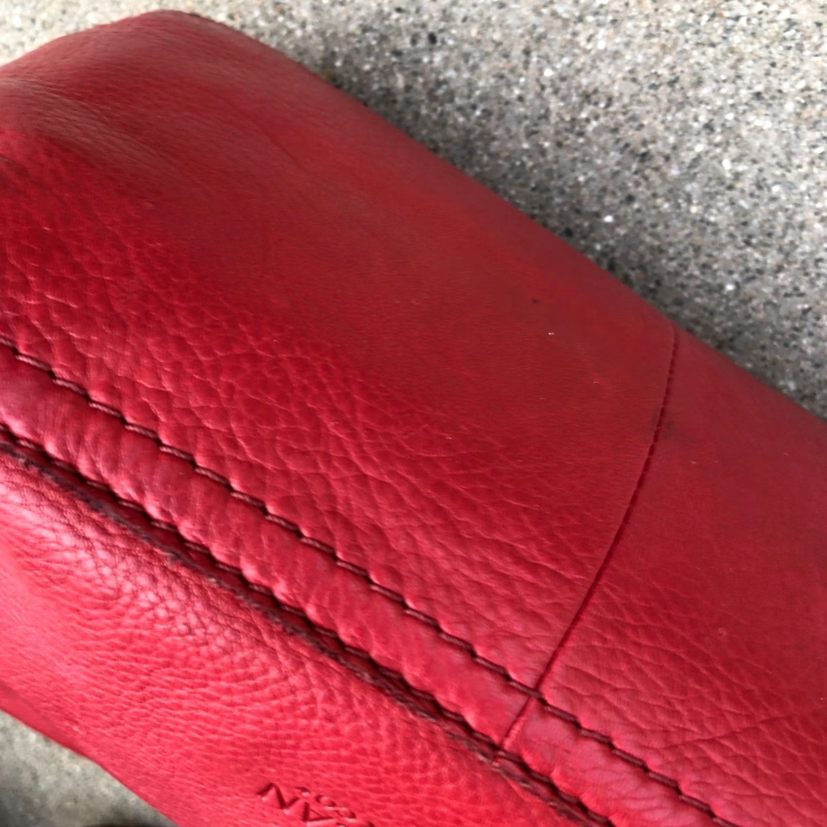 Vintage AMERICAN LEATHER COMPANY Crossbody Purse Women's Red Zipper Bag - Medium Leather Crossbody Bag For Travel Size ONE SIZE - 6 Thumbnail
