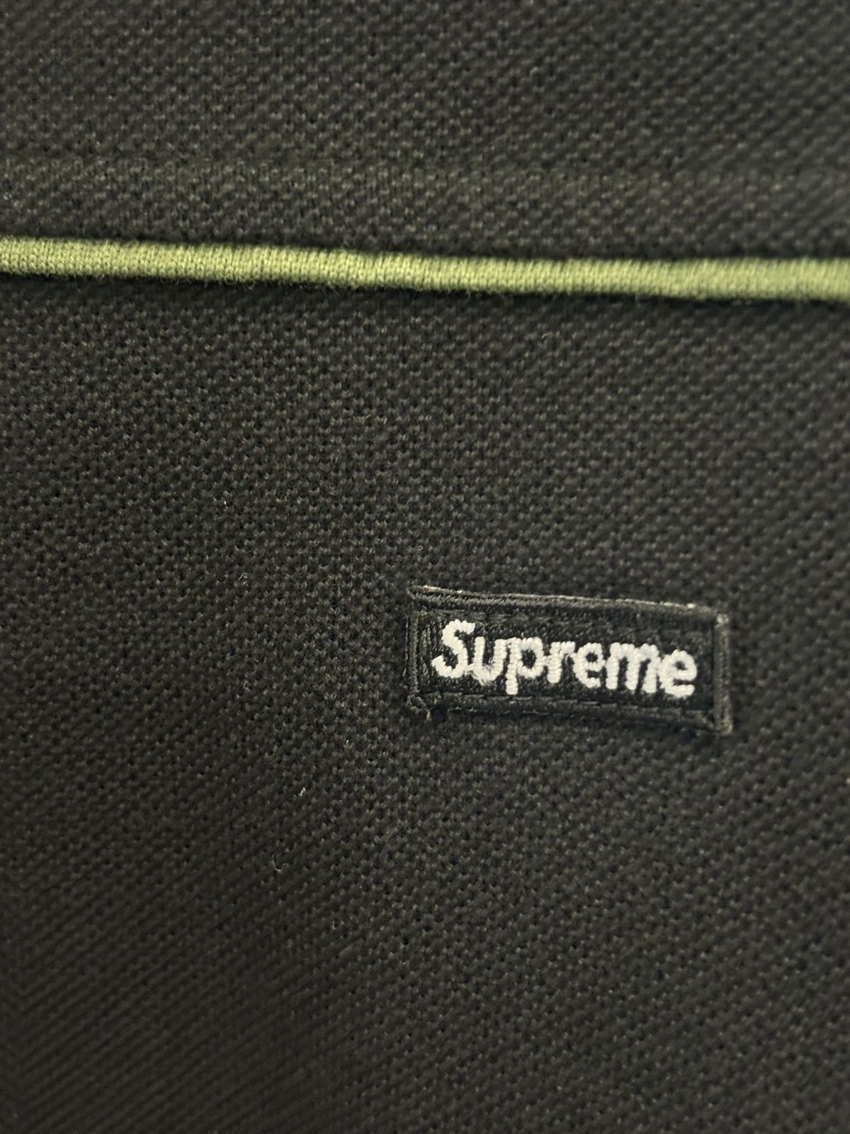 Supreme SUPREME MULTICOLOR PIQUE NAVY CREWNECK SIZE XL Size US XL / EU 56 / 4 - 2 Thumbnail