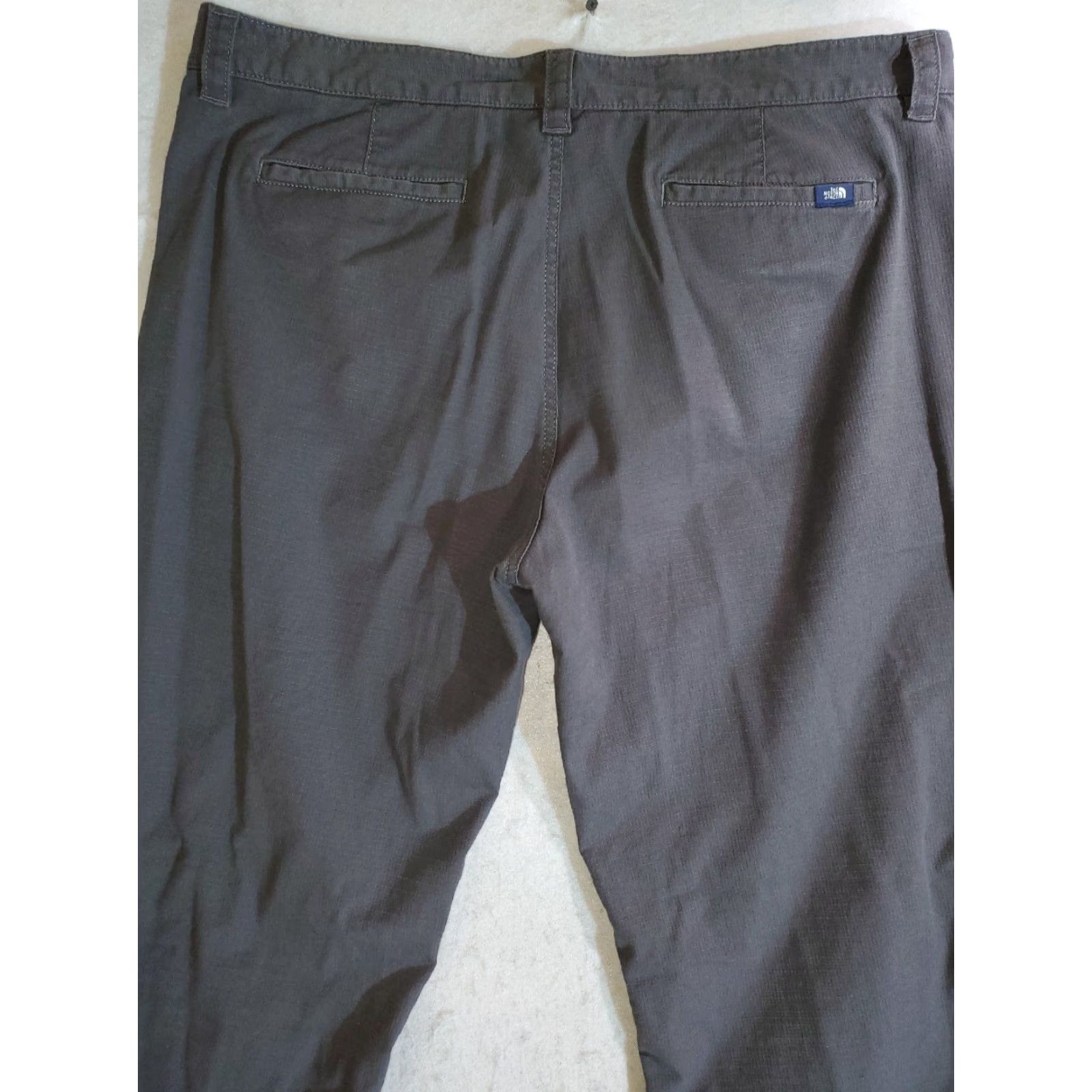 The North Face The North Face Signature Hiking Pants Men's Size 40x32 Dark Gray Size US 40 / EU 56 - 7 Thumbnail
