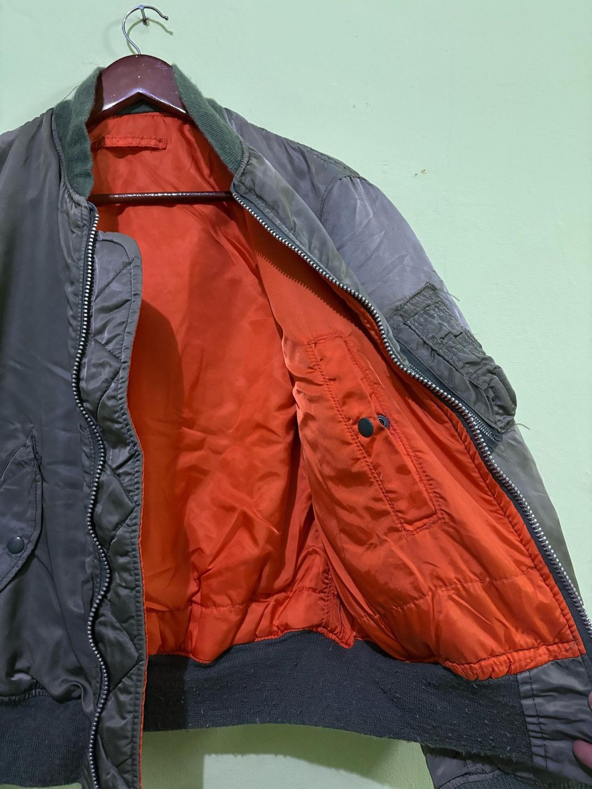 Alpha Industries × Vintage Vintage 90’s Alpha Industries Ma-1 Bomber Jacket Flight Size US M / EU 48-50 / 2 - 5 Thumbnail