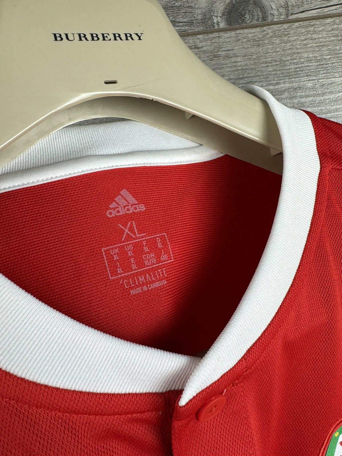 Adidas Adidas Wales Home 2018 Soccer Jersey size XL Size US XL / EU 56 / 4 - 8 Thumbnail