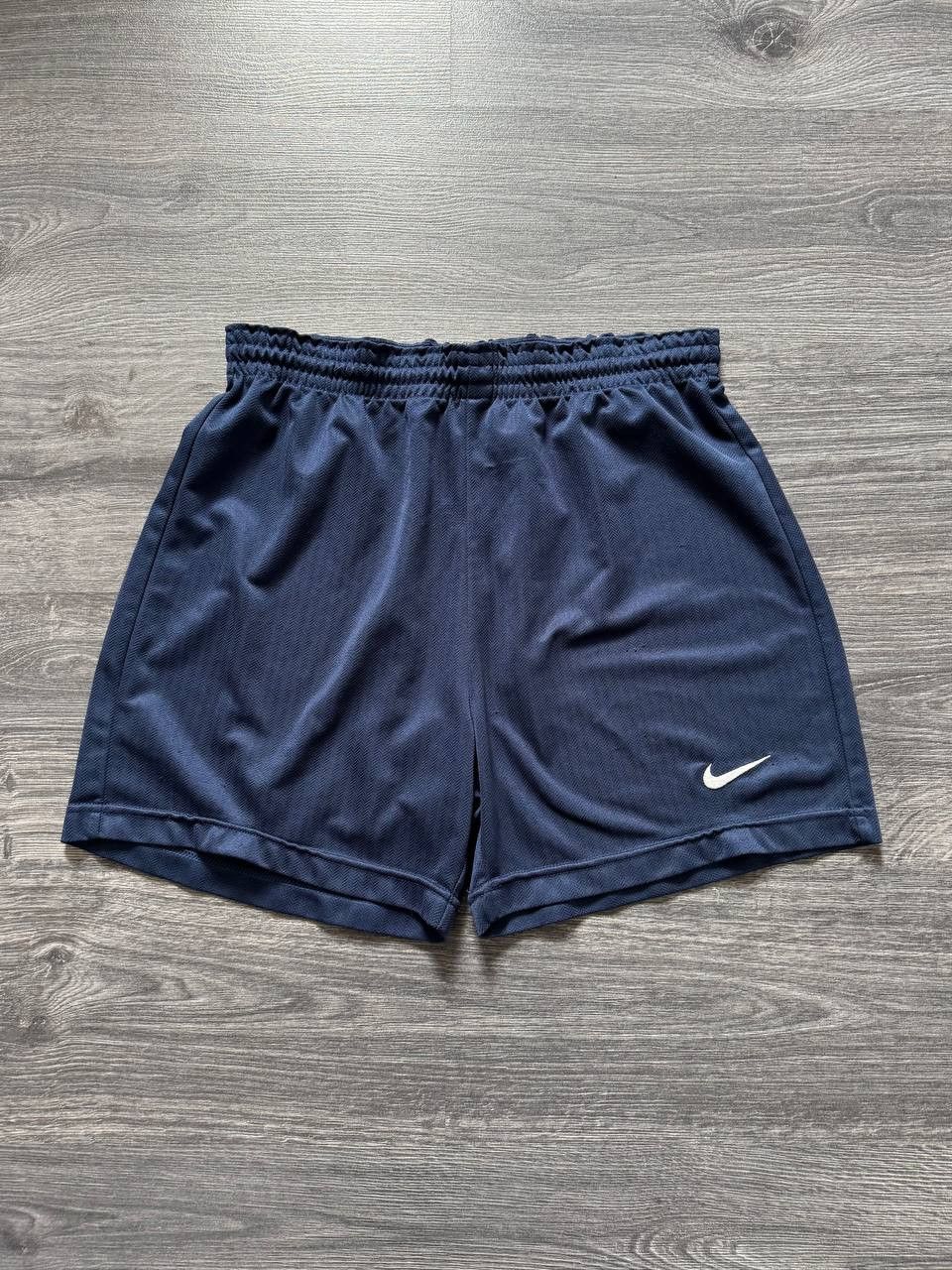 Nike 90s Nike Retro swoosh shorts navy size S Size US 30 / EU 46 - 1 Thumbnail