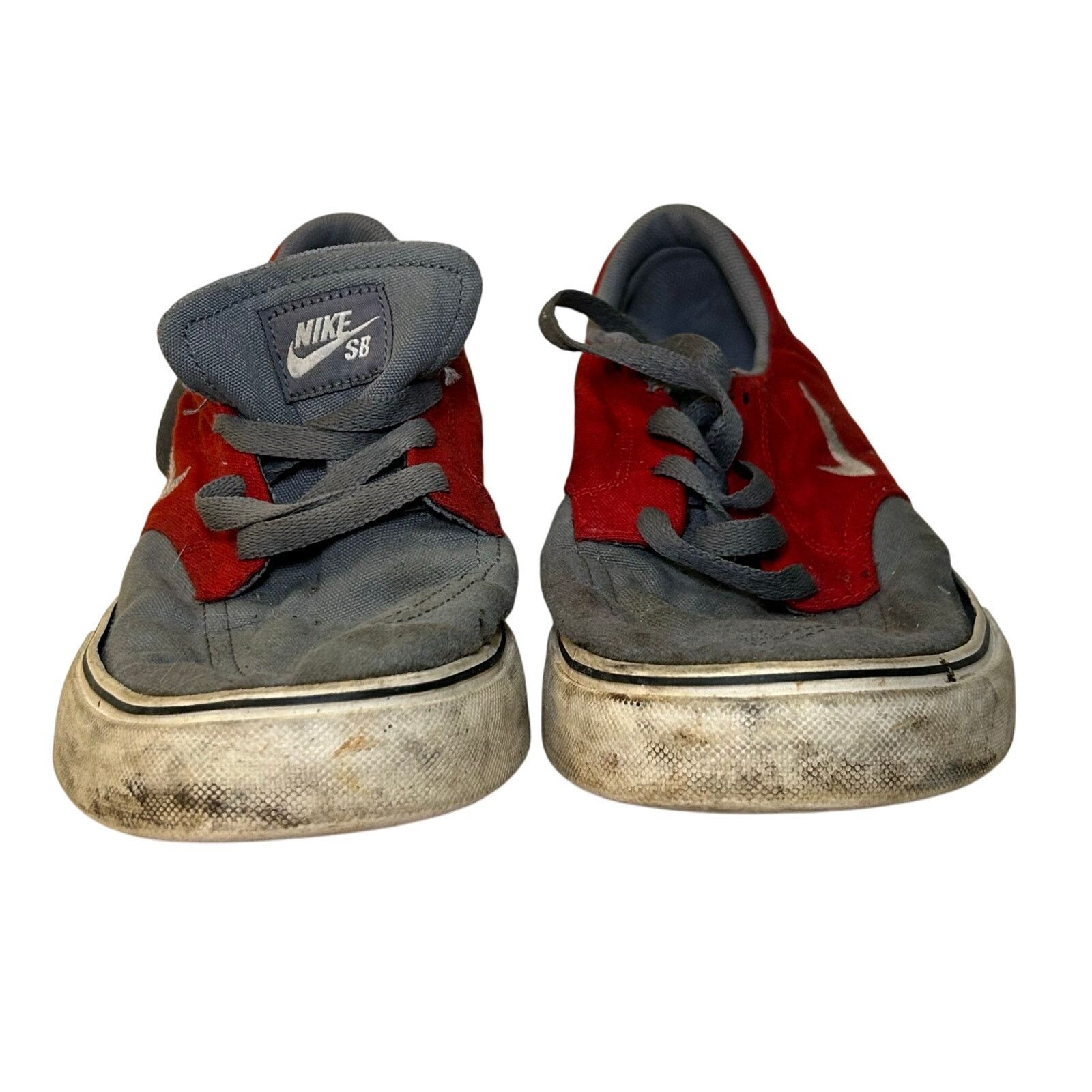 Nike Vintage Nike Mens SB Clutch GrayRed Running Low Top Size 9.5 Size US 9.5 / EU 42-43 - 2 Thumbnail