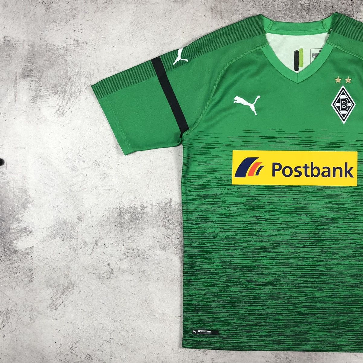Puma Borussia Monchengladbach 2018-2019 Puma Third Soccer Jersey Size US M / EU 48-50 / 2 - 7 Thumbnail