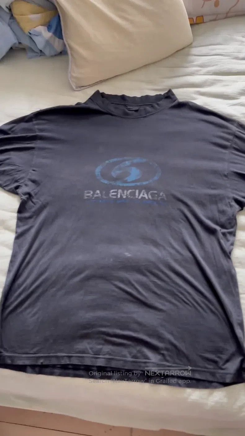 Balenciaga Balenciaga T-shirt Size US S / EU 44-46 / 1 - 1 Thumbnail