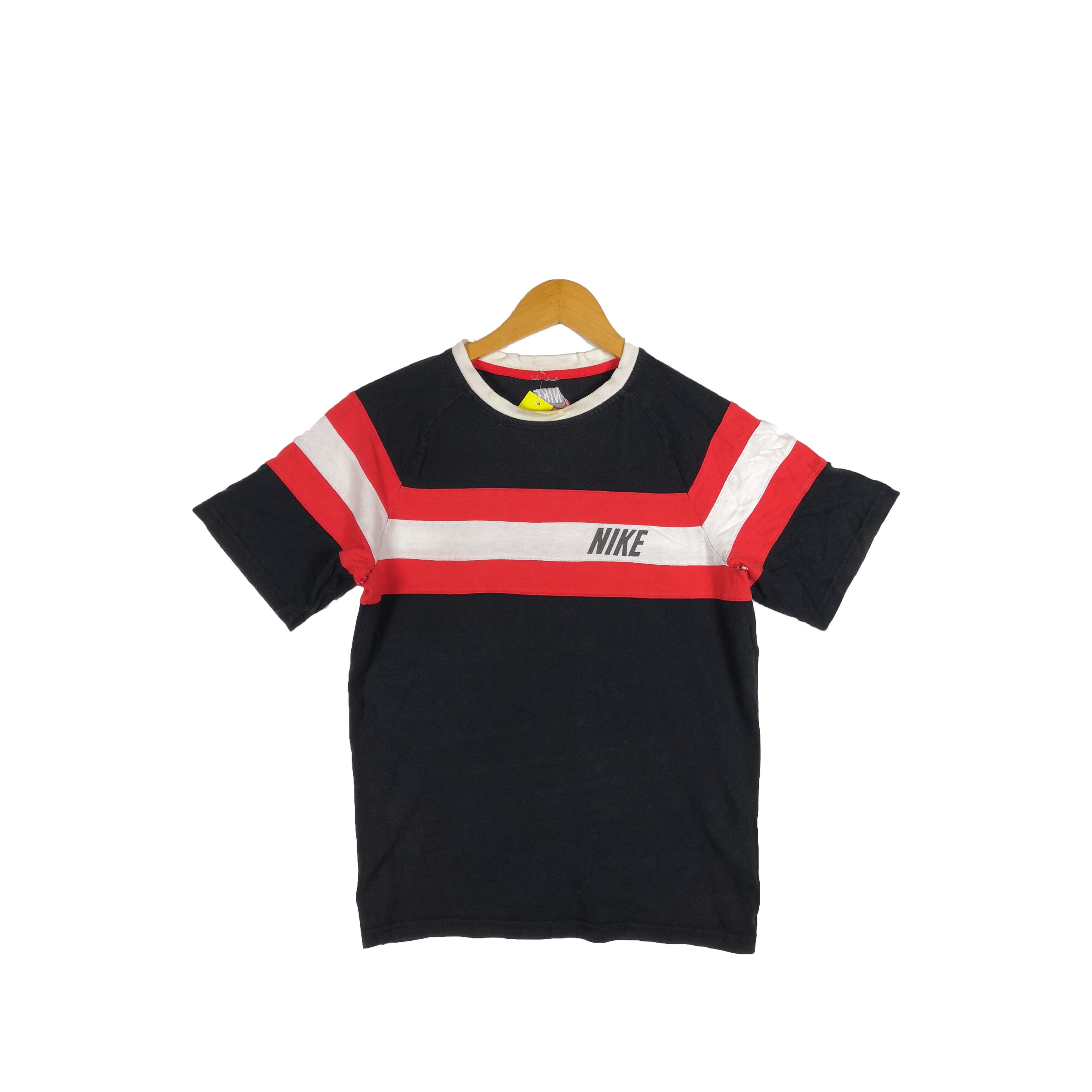 Vintage Vintage Y2K Nike T-Shirt Nike Swoosh Tees Stripe Tees Size US S / EU 44-46 / 1 - 1 Thumbnail