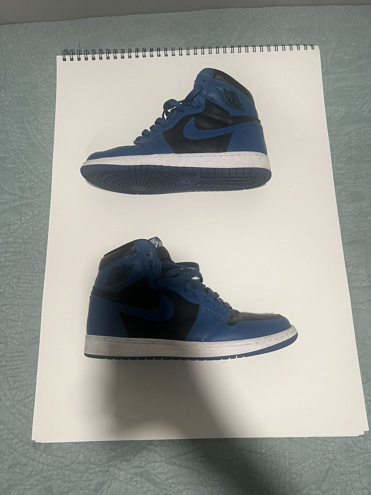 Jordan Brand × Nike Air Jordan 1 Retro High OG 'Dark Marina Blue' Size US 9 / EU 42 - 1 Thumbnail