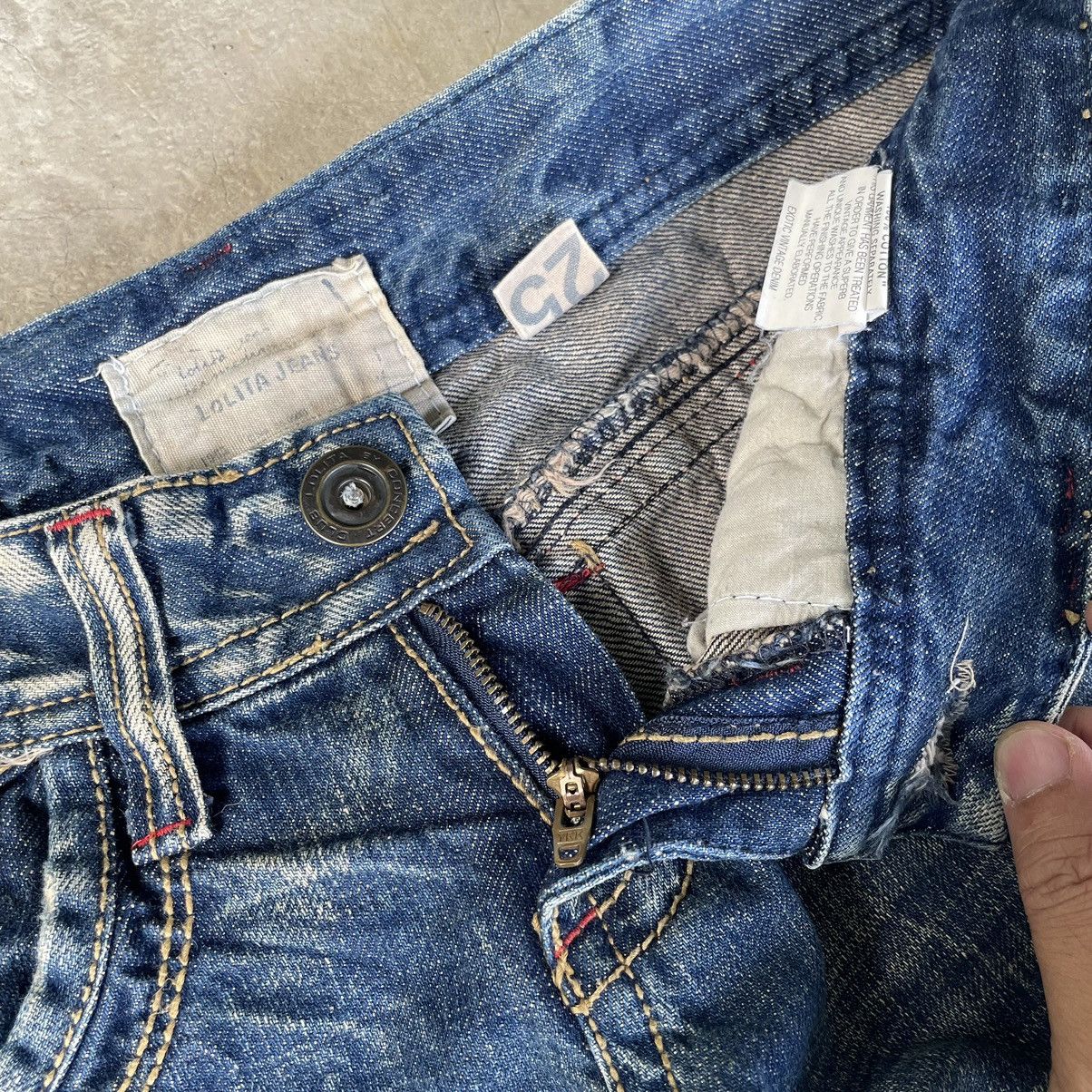 Hysteric Glamour 🇯🇵 LOLITA Flare Bootcut Mudwash Distressed Exotic Denim Jeans Size 29" - 11 Thumbnail