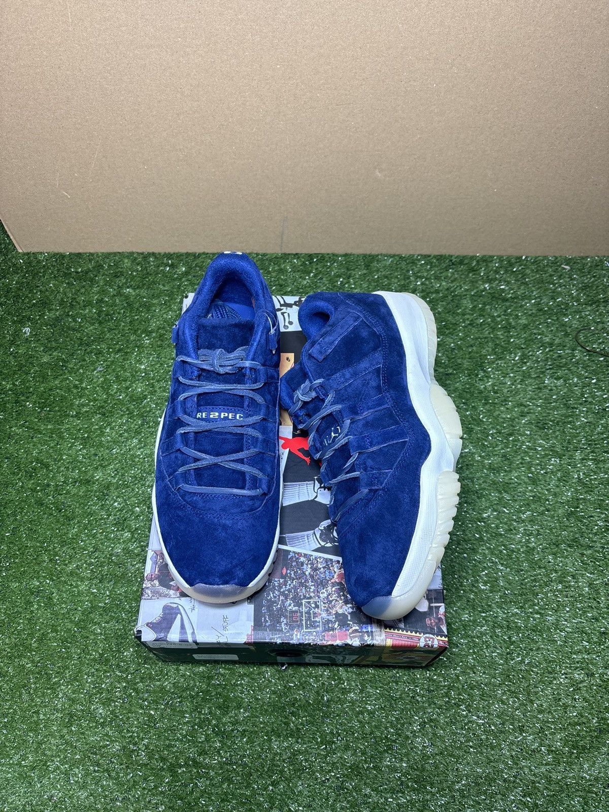 Jordan Brand Jordan 11 low Derek Jeter RE2PECT Size US 9 / EU 42 - 1 Thumbnail