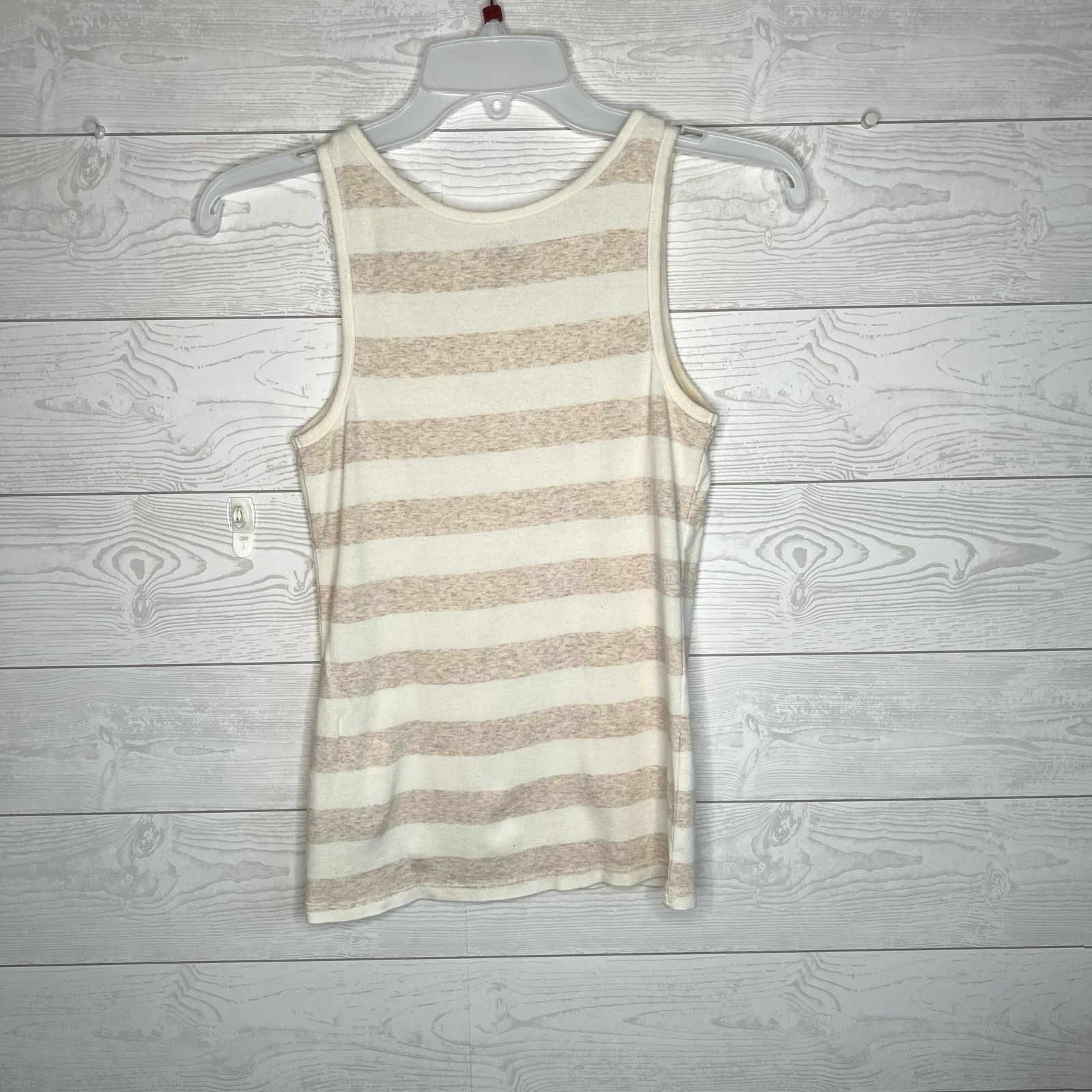 Old Navy Old Navy tan striped tank top size small Size S / US 4 / IT 40 - 3 Thumbnail