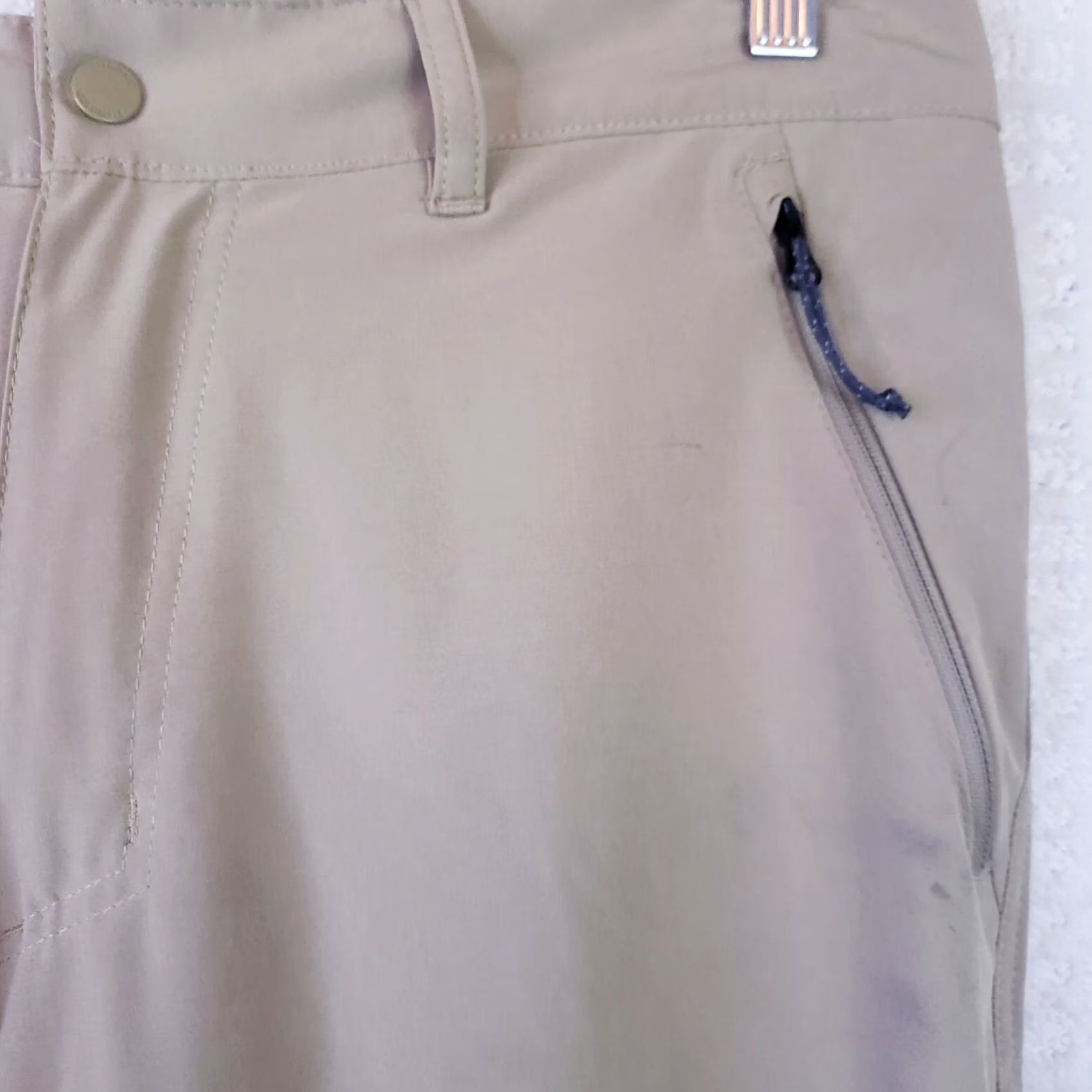 Vintage Columbia Men's Pants 34x30 Omni Shield Zipper Pockets Casual Travel Workwear Nylon Elastane Tan Khaki Straight Leg Size US 34 / EU 50 - 6 Thumbnail