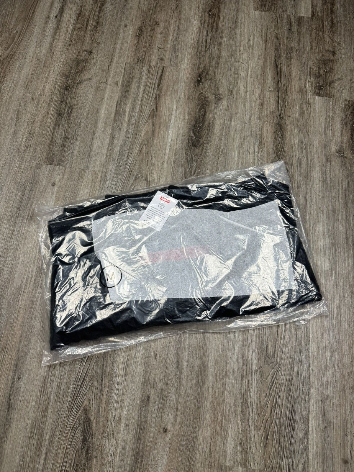 Supreme × Swarovski Supreme Swarovski Motion Logo Hooded Sweatshirt Black FW25 M Size US M / EU 48-50 / 2 - 2 Thumbnail