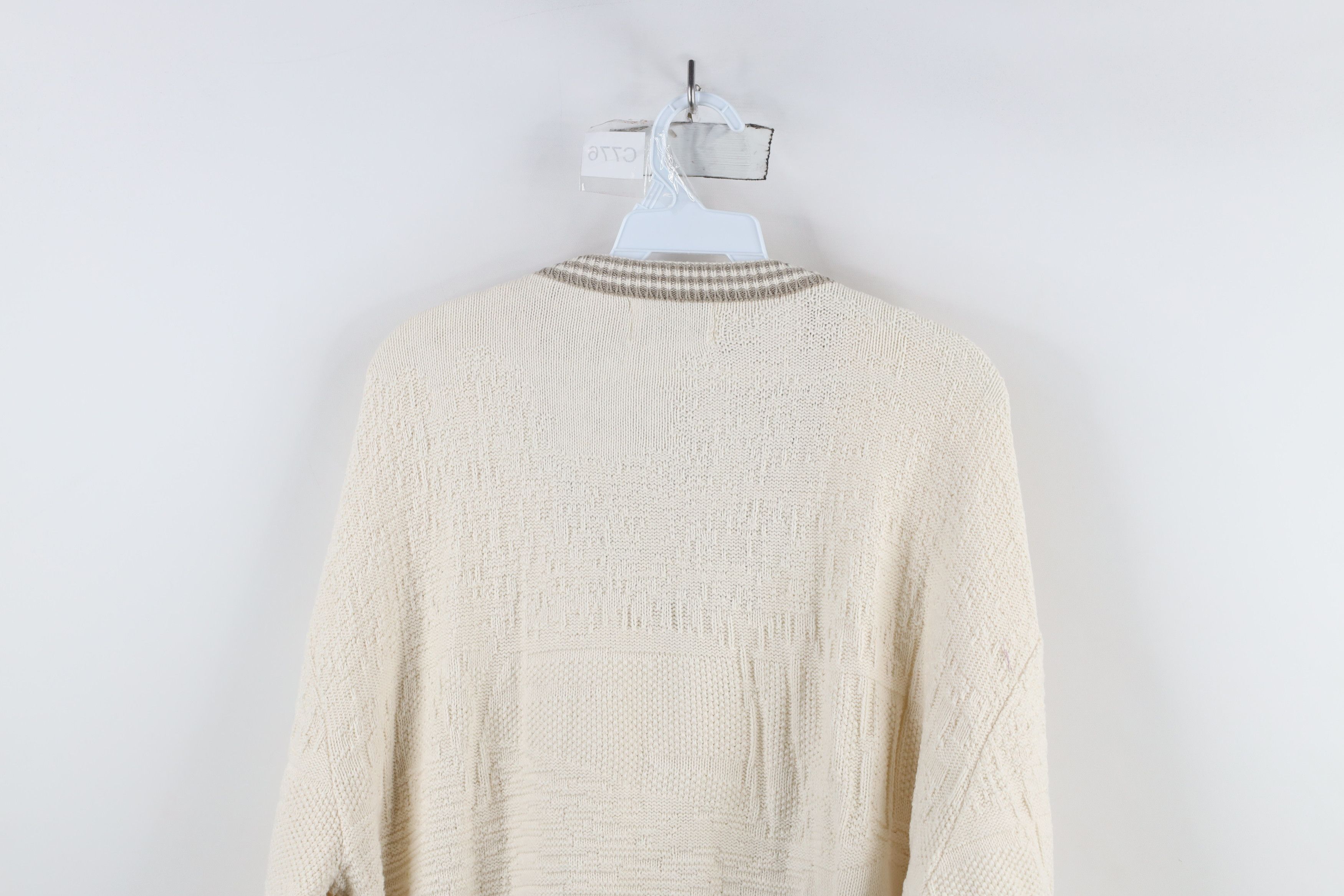 Vintage Vintage 90s Streetwear Print Knit Golf V-Neck Sweater USA Size US M / EU 48-50 / 2 - 11 Thumbnail