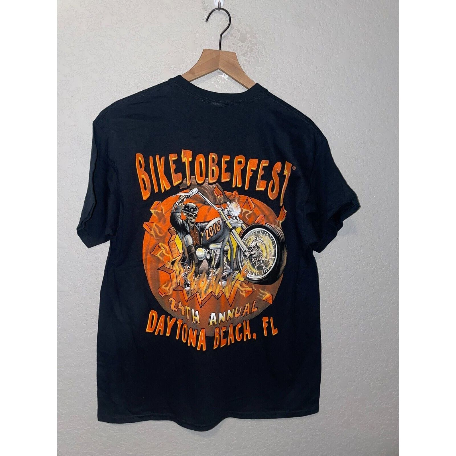 Gildan Daytona Biker Shirt Biketoberfest Graphic L Black Tee Size US L / EU 52-54 / 3 - 7 Thumbnail