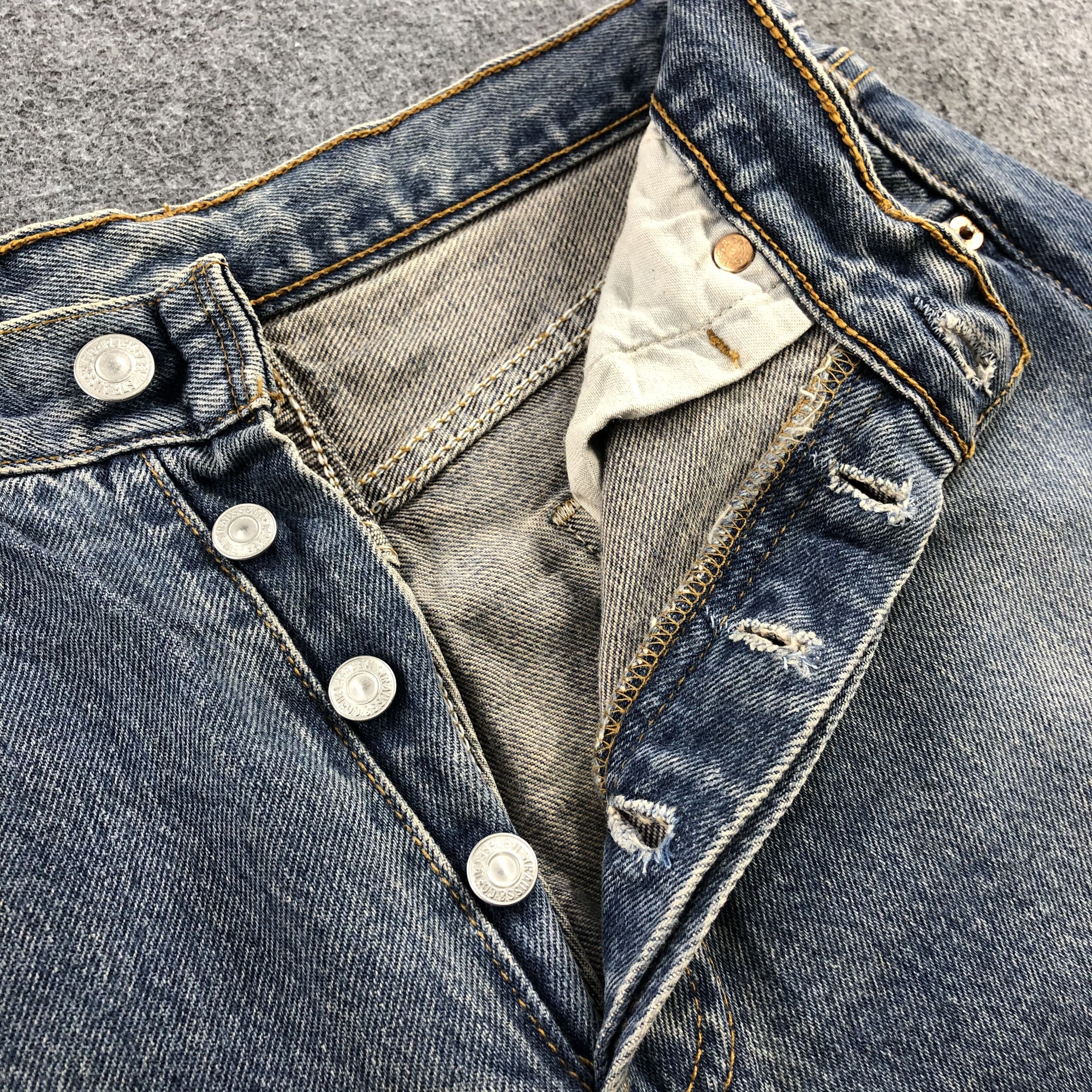 Levi's × Vintage Vintage 90s Levis 501 Blue Jeans-JM892 Size US 27 - 8 Thumbnail