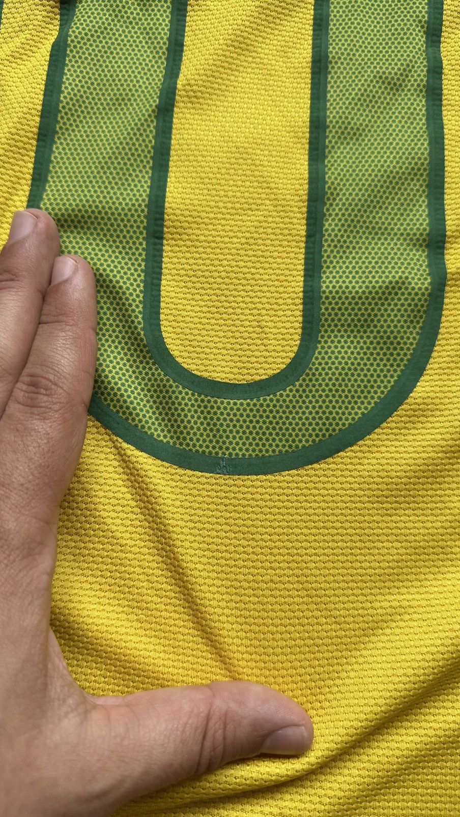 Nike 2012 Nike Brazil Ronaldinho #10 Vintage Soccer Jersey Size US S / EU 44-46 / 1 - 21 Thumbnail