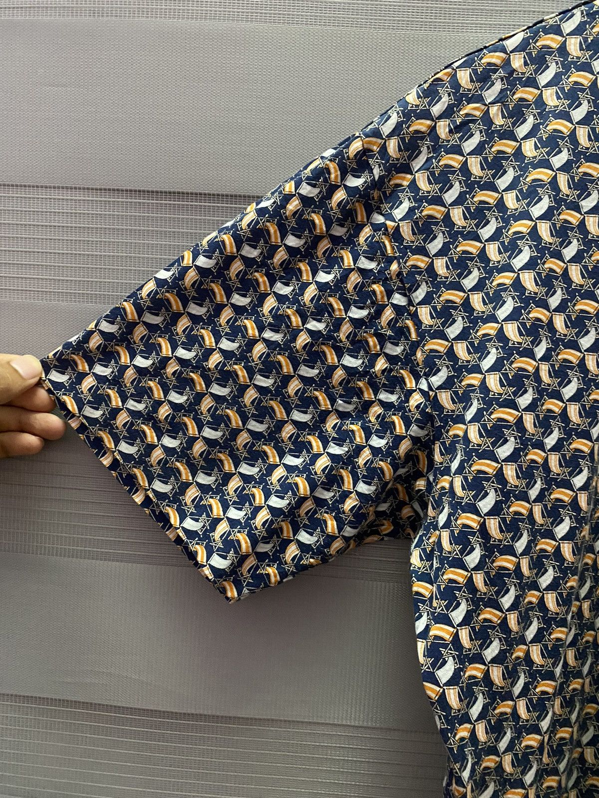 Salvatore Ferragamo Vintage Salvatore Ferragamo Full Print Polo Tees Size US M / EU 48-50 / 2 - 3 Thumbnail