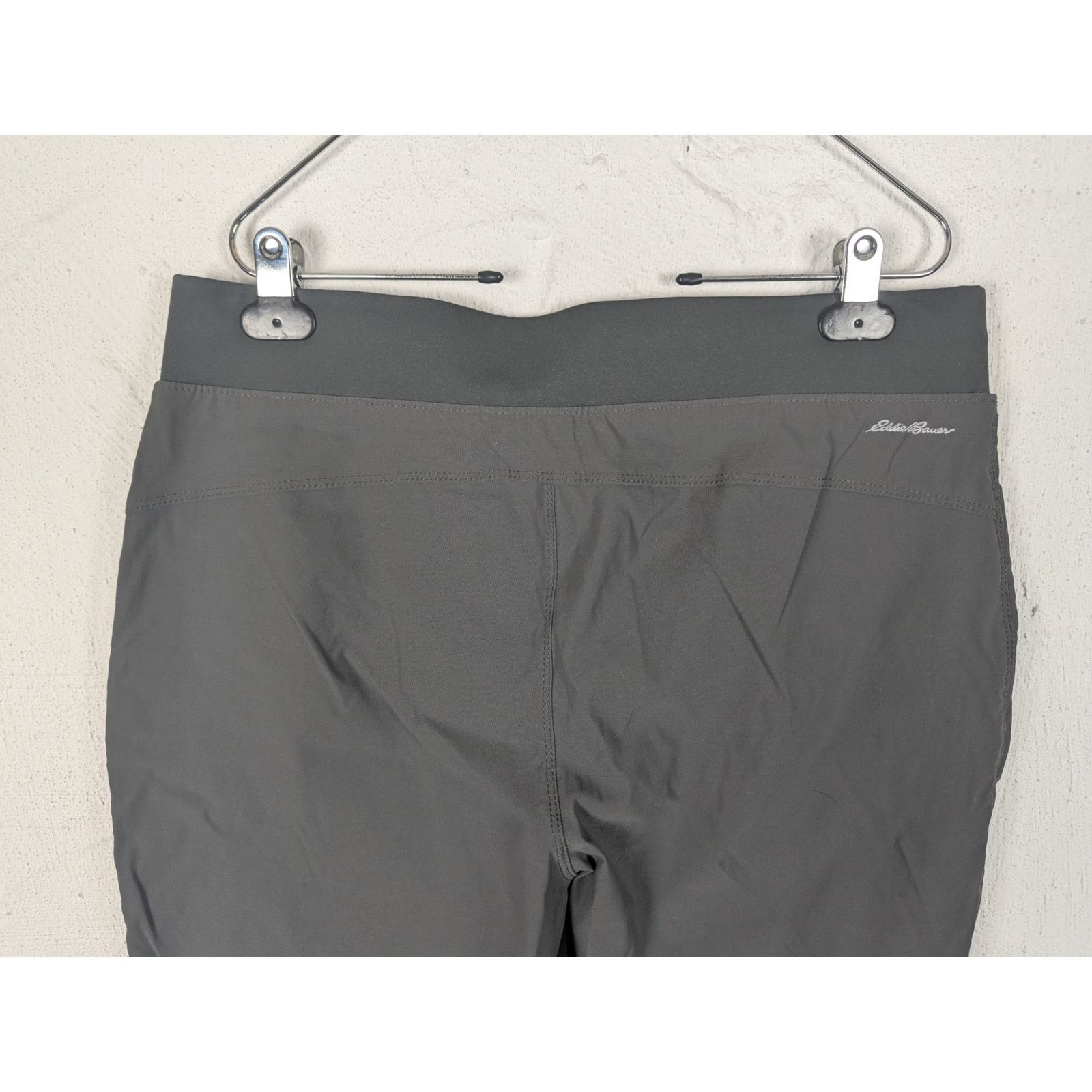 Eddie Bauer Eddie Bauer First Ascent Hiking Pants Womens 10 Grey Cropped Size 32" / US 10 / IT 46 - 6 Thumbnail