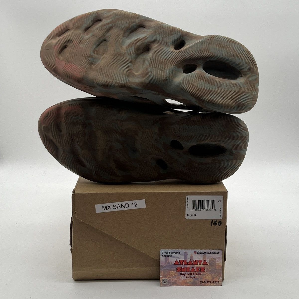 Adidas Yeezy foam runner Mx sand grey Size US 12 / EU 45 - 6 Thumbnail