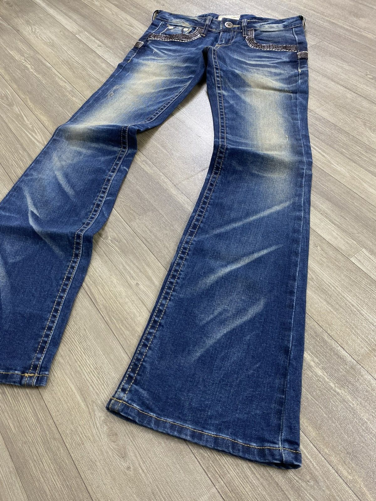 Le Grande Bleu (L.G.B.) 2000s Lolita Distressed Lgb Ifsixwasnine Style Flared Jeans Size US 30 / EU 46 - 4 Thumbnail