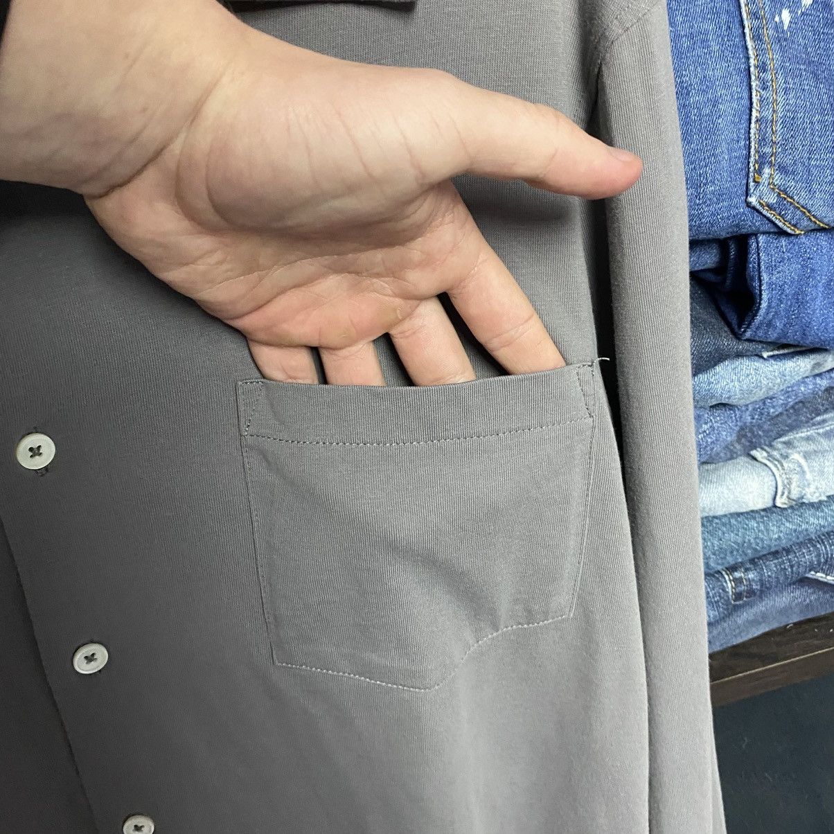Mr P. Designer Mr P. Basic button up luxury streetwear basic shirt Size US S / EU 44-46 / 1 - 3 Thumbnail