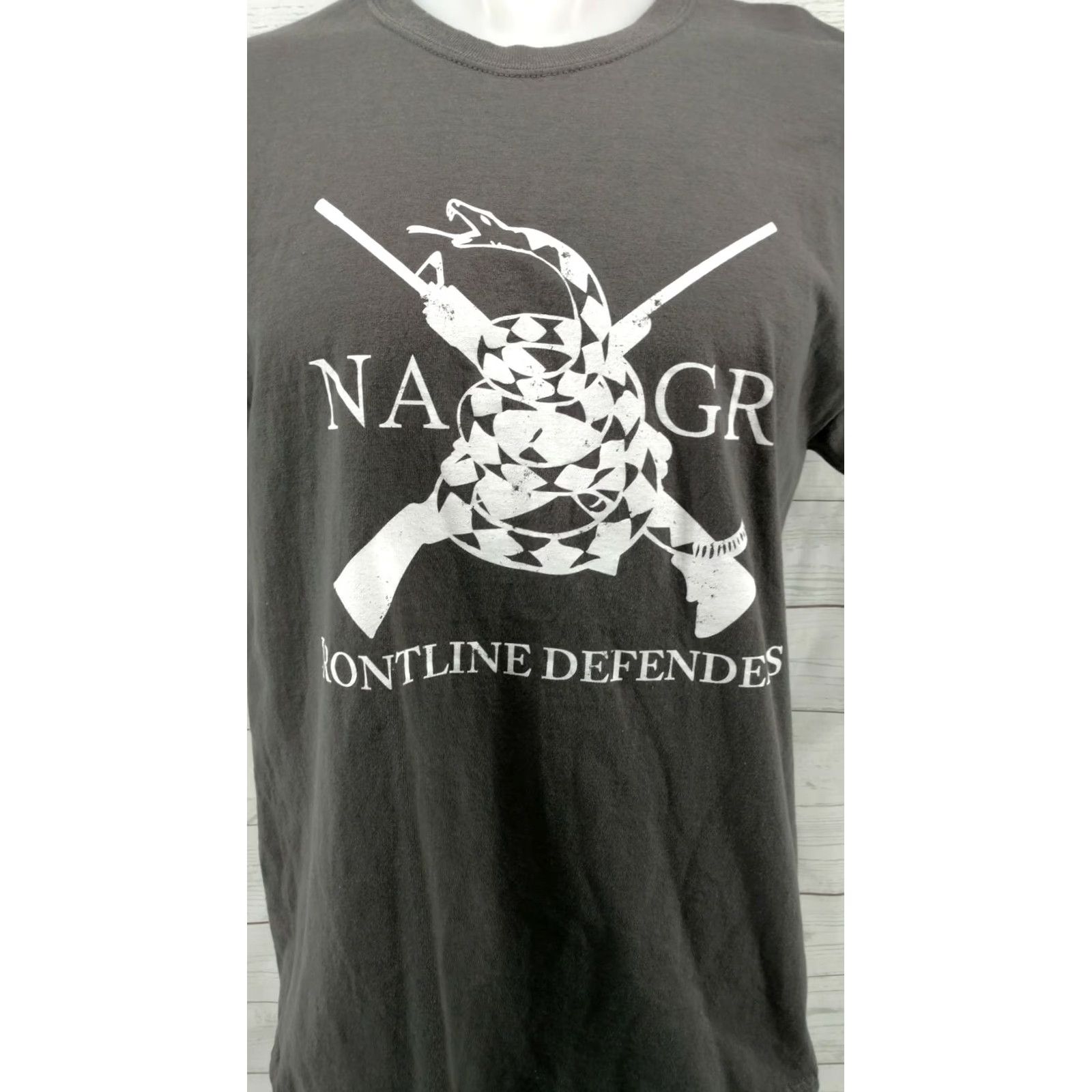 Gildan NRA Don't Tread On Me 2nd Amendment Gun Rights Patriotic T Shirt Gray Large Mens Gildan Short Sleeve Crew Neck Cotton Blend Graphic Tee Vintage: No Size US L / EU 52-54 / 3 - 2 Thumbnail