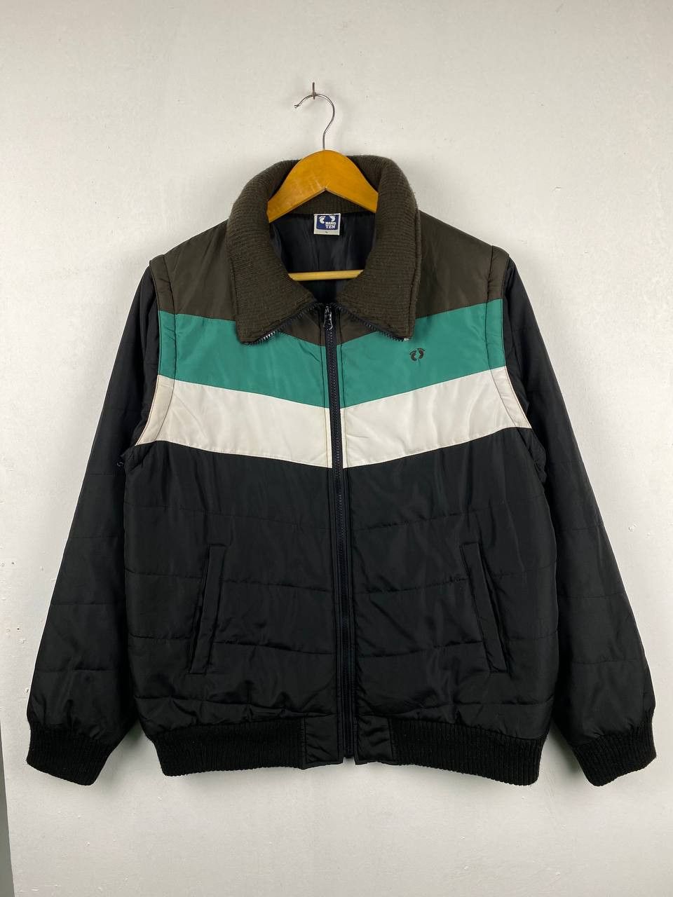 Hang Ten hang ten puffer jacket very nice design Size US L / EU 52-54 / 3 - 1 Thumbnail