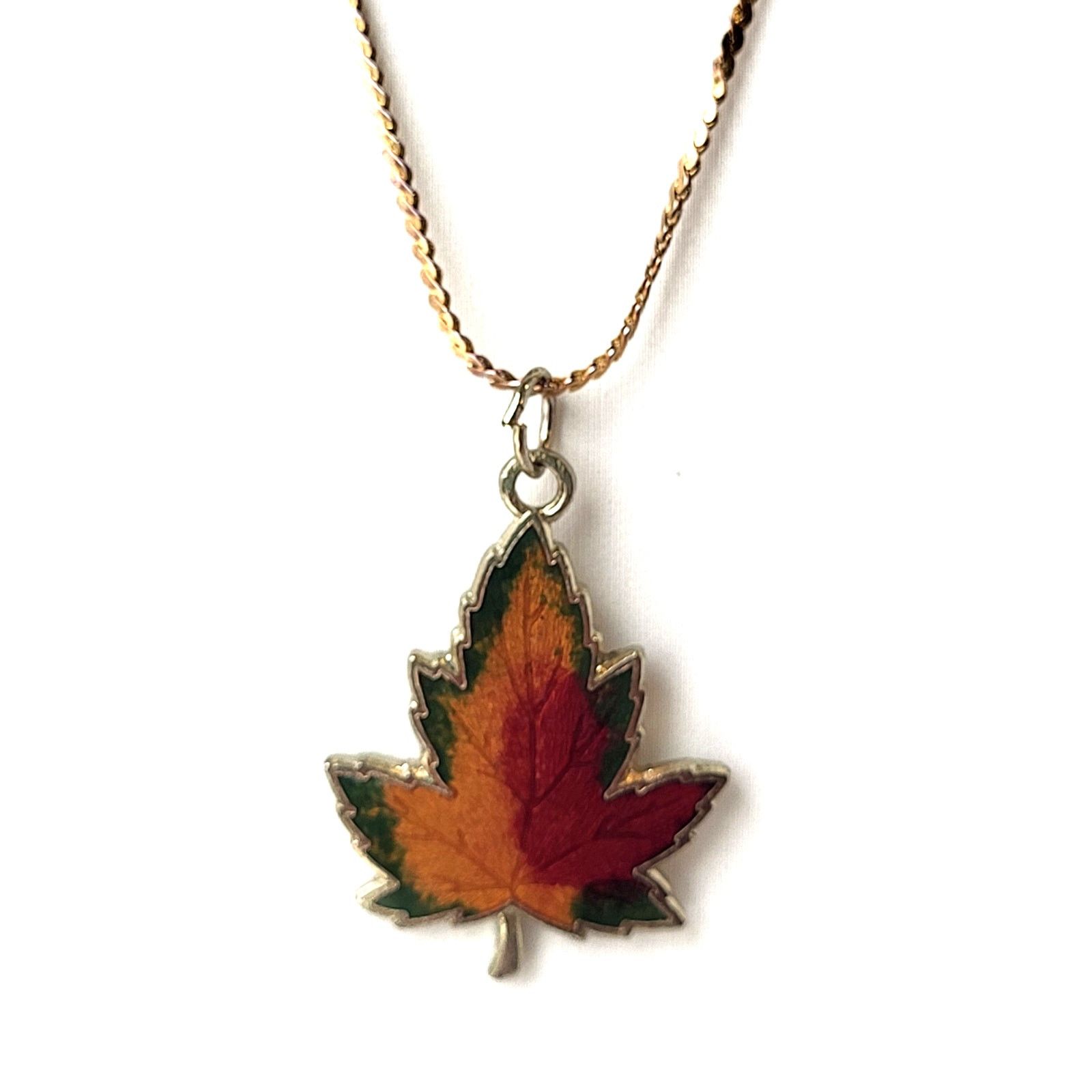 Other Maple Leaf Pendant Necklace Earrings Set VT Canada Enamel Size ONE SIZE - 3 Thumbnail
