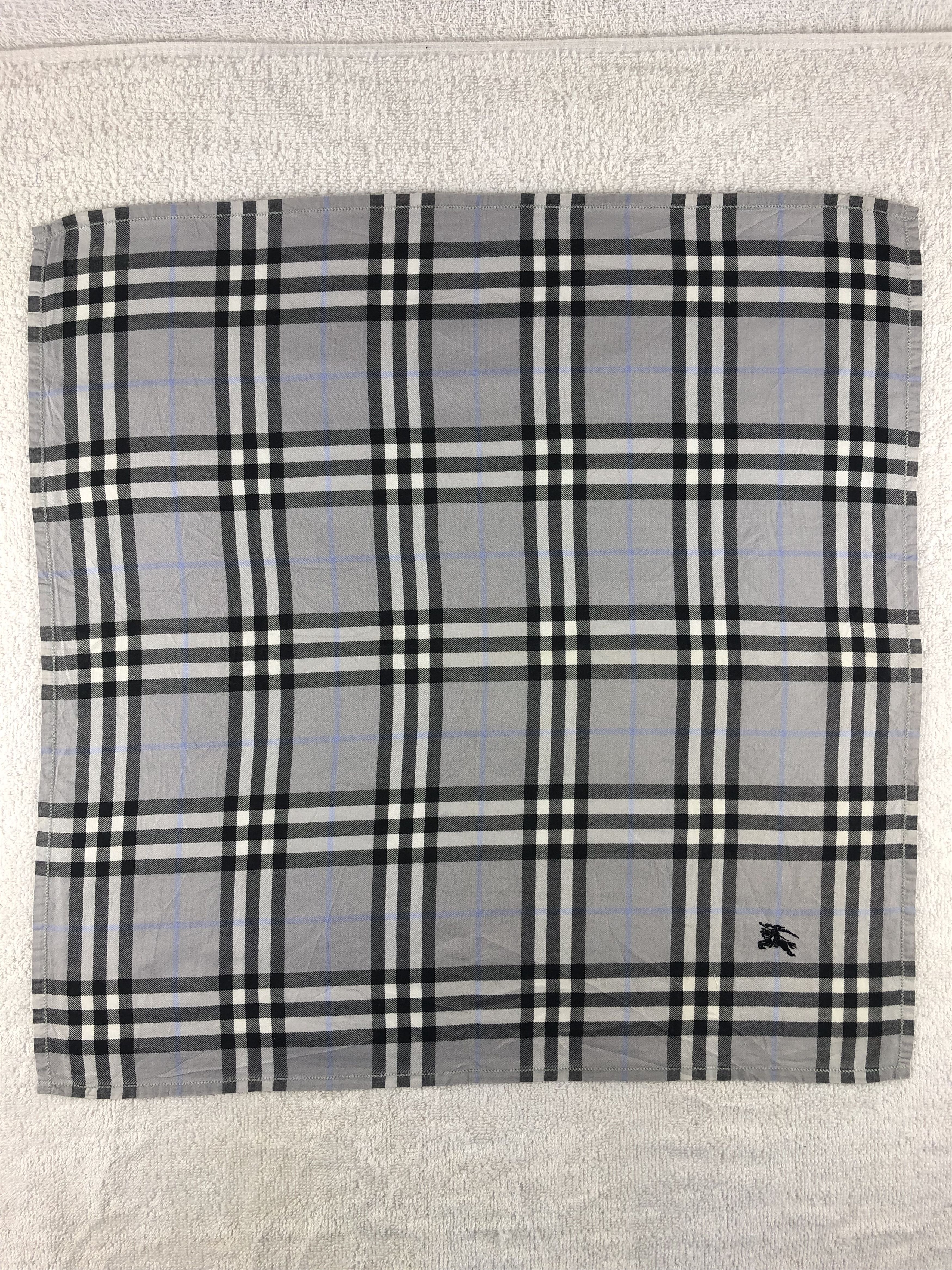 Burberry Burberry Handkerchief / Bandana / Neckerchief Size ONE SIZE - 3 Thumbnail