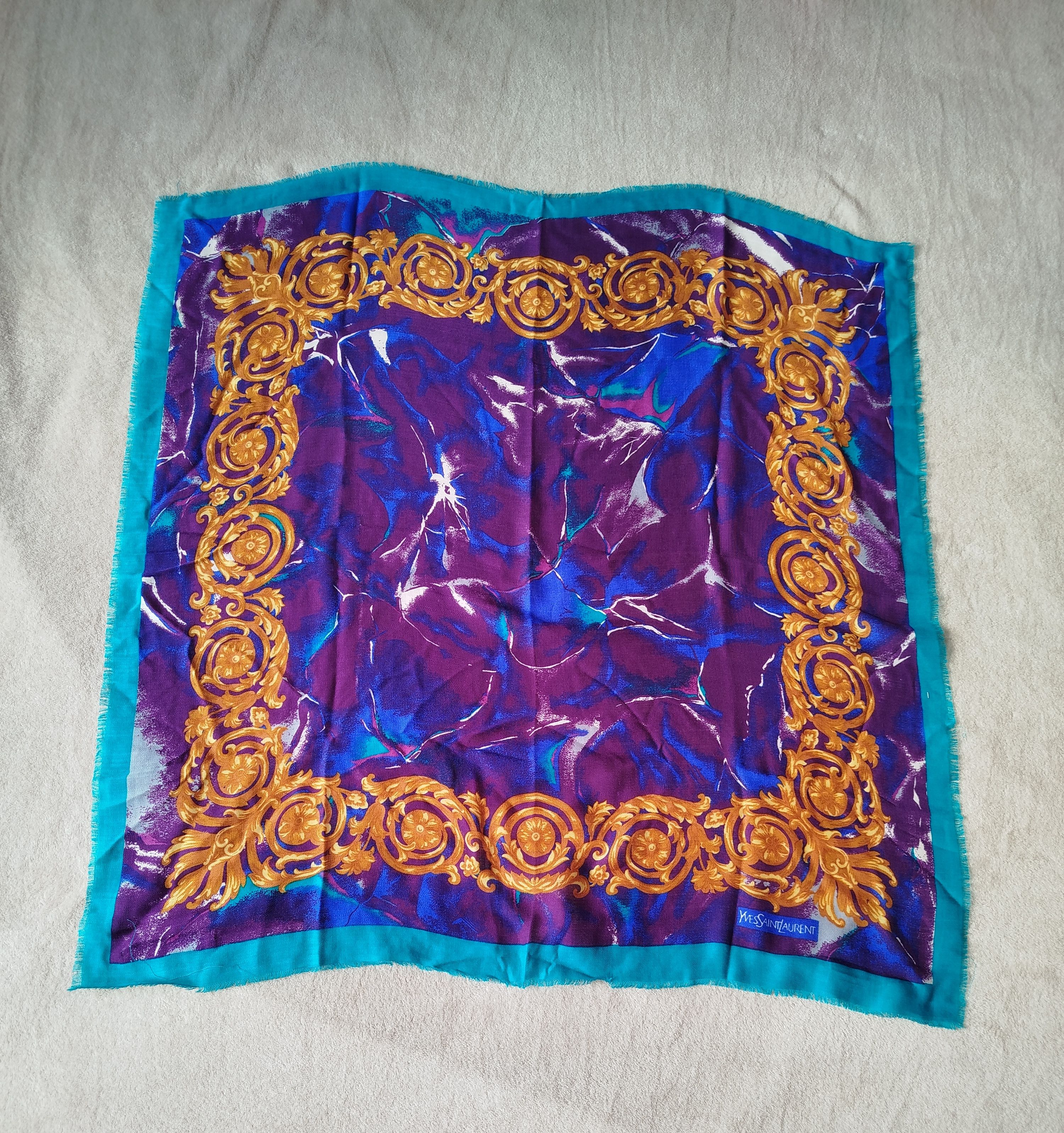 Yves Saint Laurent Yves Saint Laurent vintage wool square scarf Size ONE SIZE - 1 Thumbnail