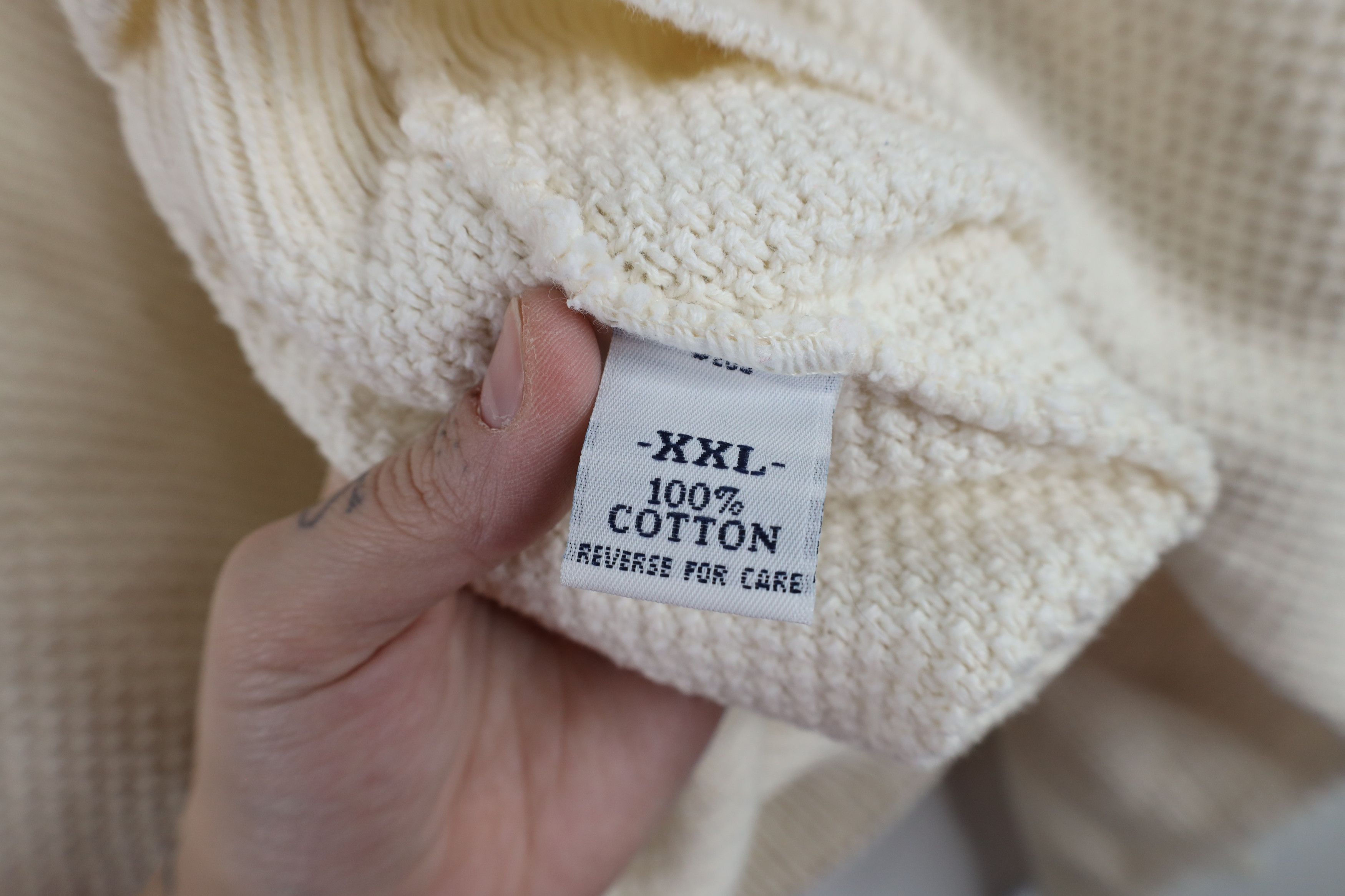 Vintage Vintage 90s Volvo Car Knit Crewneck Sweater Cream USA Size US XXL / EU 58 / 5 - 8 Thumbnail
