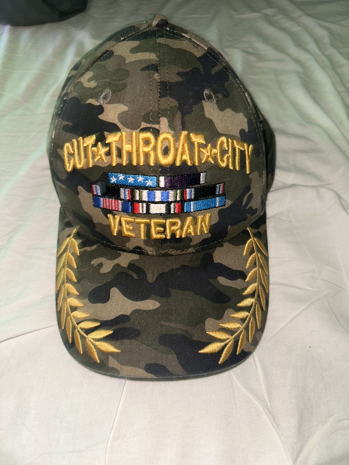 STAFF WORKFORCE Cutthroat Vet Size ONE SIZE - 1 Thumbnail