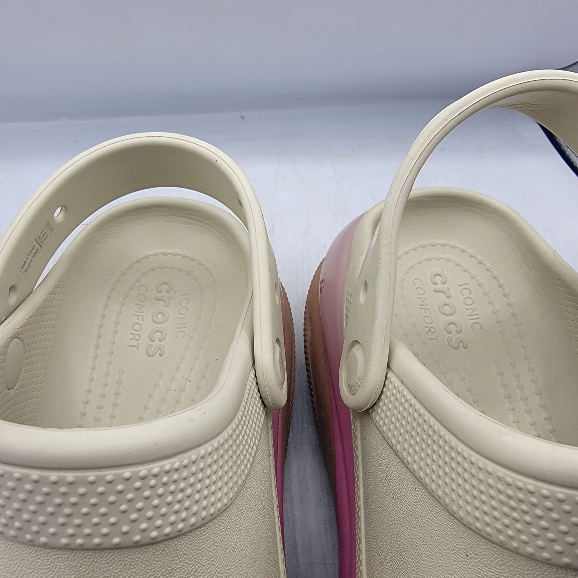 Crocs Crocs Mega Crush Classic Womens 9 Platform Clogs Comfort Wal Size US 9 / IT 39 - 9 Thumbnail