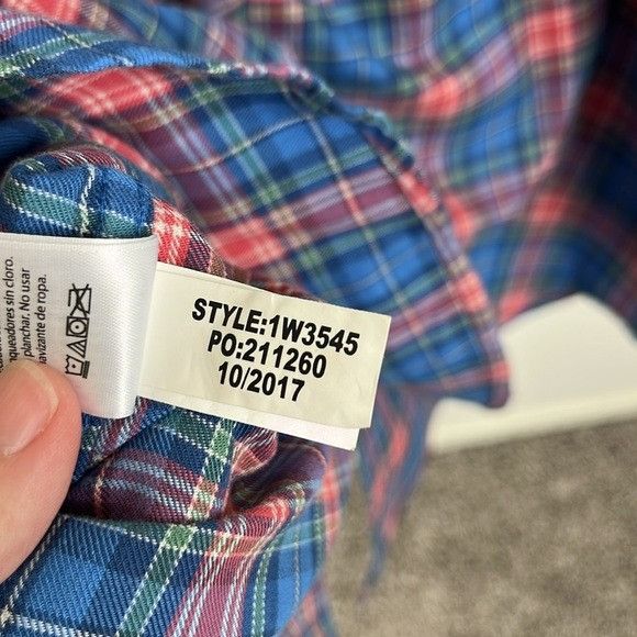 Vineyard Vines Vineyard Vines Performance Slim Fit Tucker Blue and Pink Pla Size US L / EU 52-54 / 3 - 7 Thumbnail
