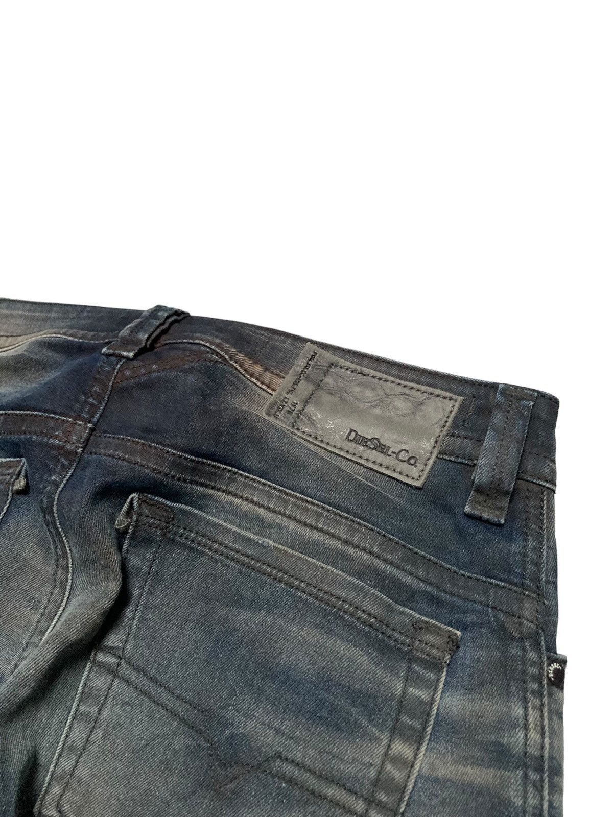 Diesel × Japanese Brand Vintage y2k Diesel Jeans Distressed Denim Faded Washed Size US 28 / EU 44 - 9 Thumbnail