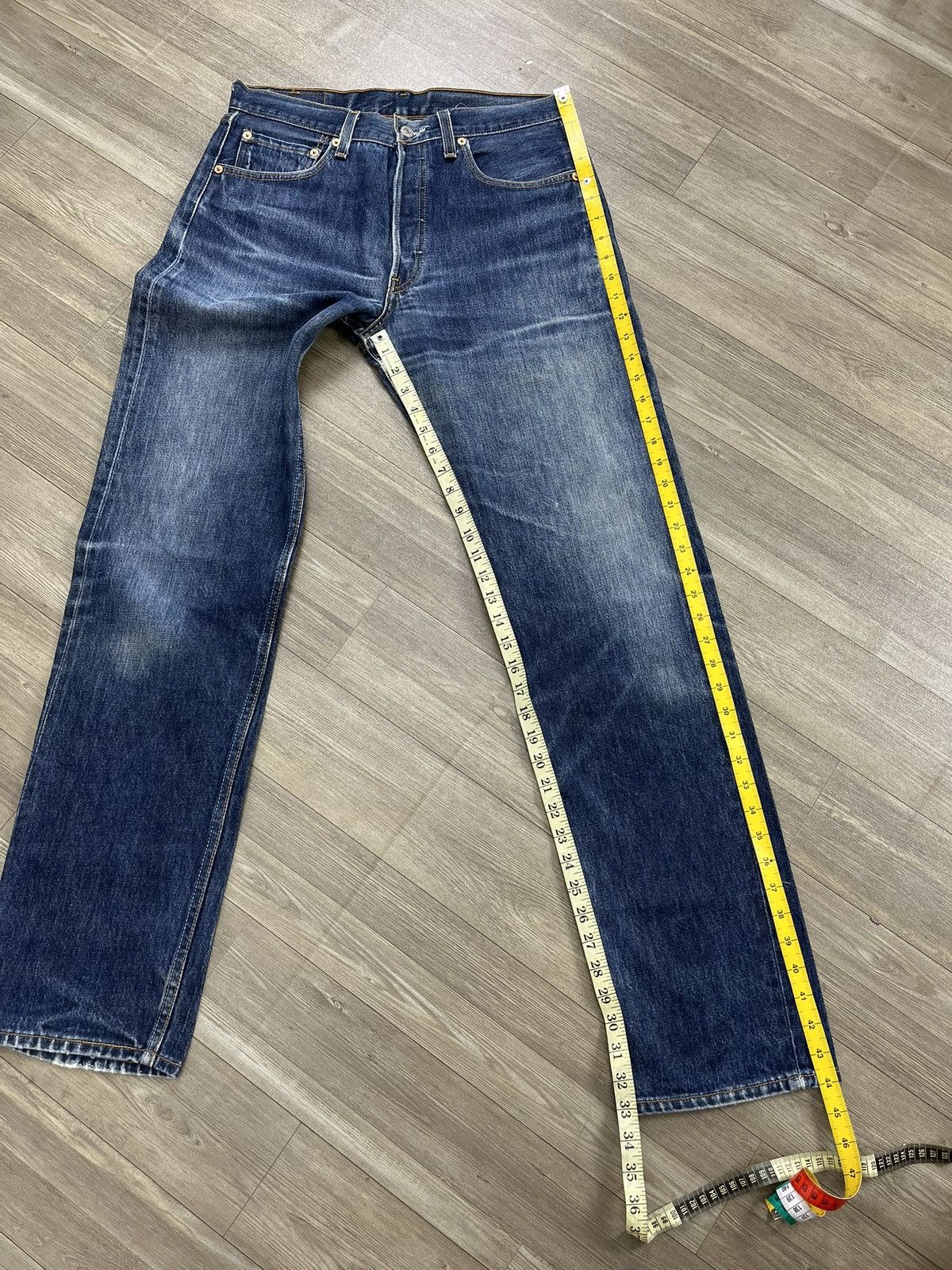 Levi's Vintage Clothing 🇺🇸1990s Vintage Levis 501XX 33x36 Straight Leg Faded Jeans Size US 33 - 20 Thumbnail