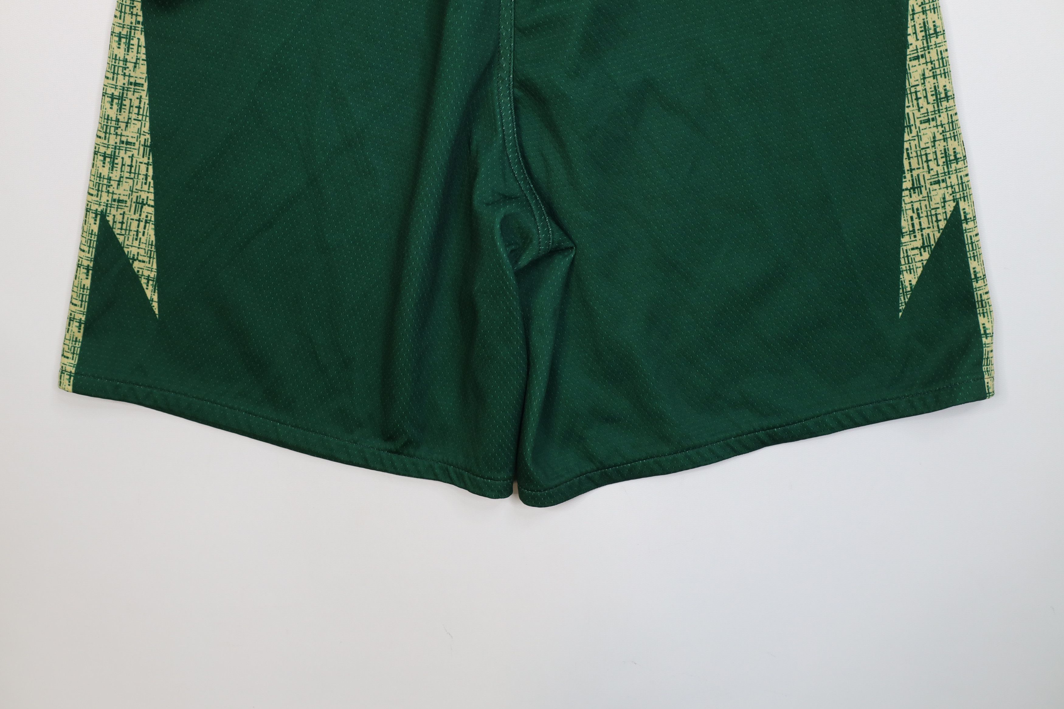 Russell Athletic Vintage 90s Russell Athletic Above Knee Basketball Shorts Size US 30 / EU 46 - 10 Thumbnail