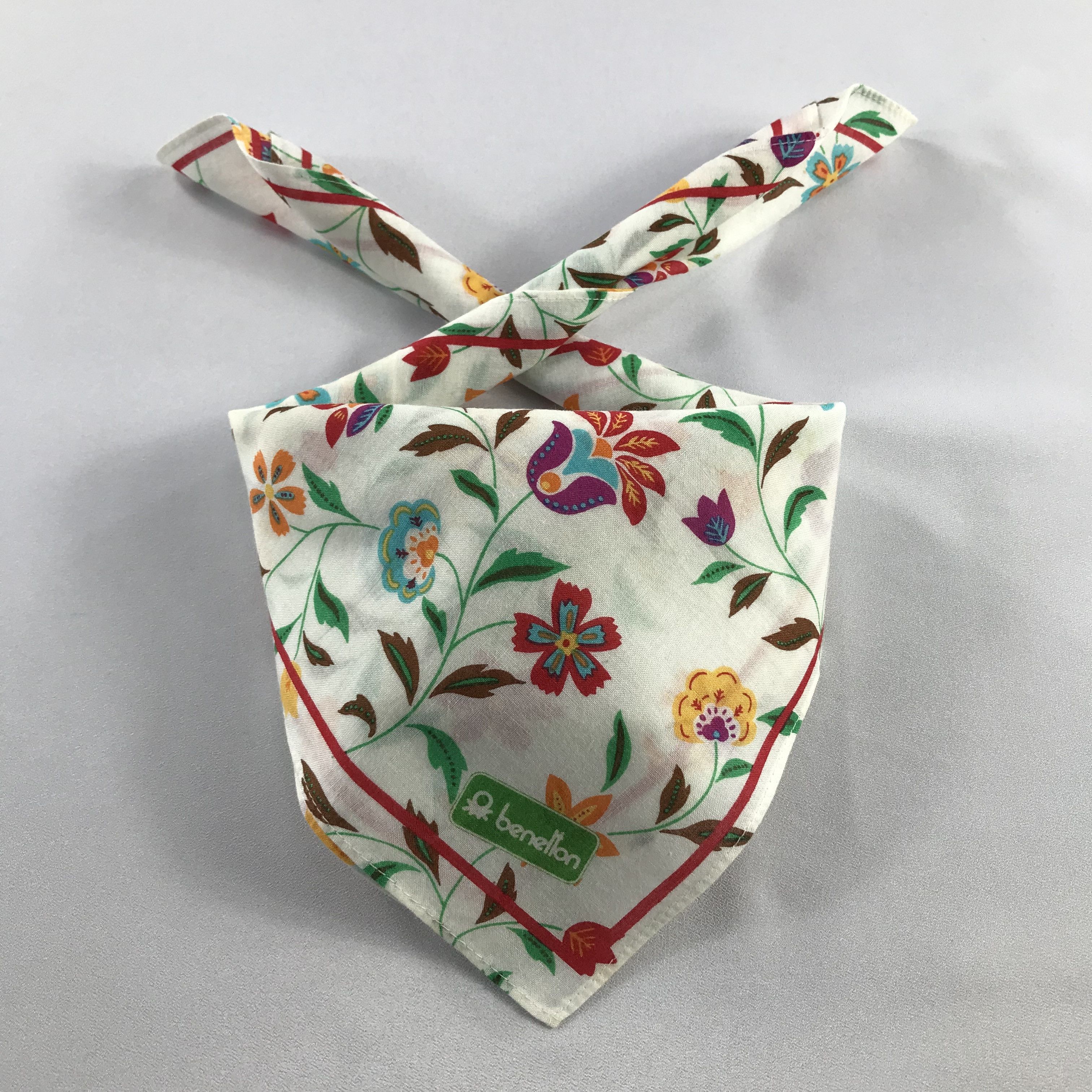 United Colors Of Benetton United Colors Of Benetton Handkerchief / Bandana/Neckerchief Size ONE SIZE - 1 Thumbnail