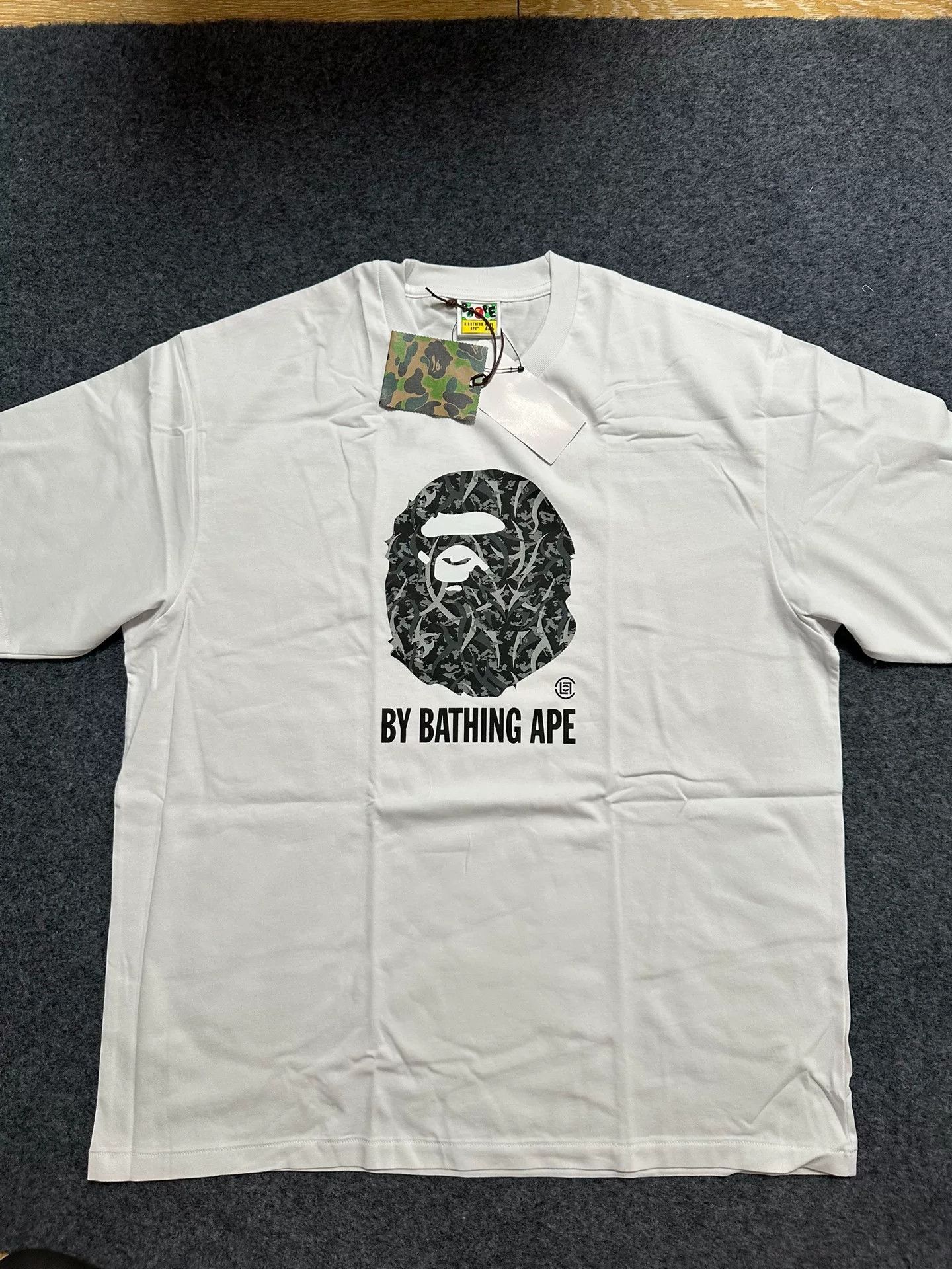 Bape Bape C Ot Multi Shark T-Shirt Casual Size US XXL / EU 58 / 5 - 1 Thumbnail