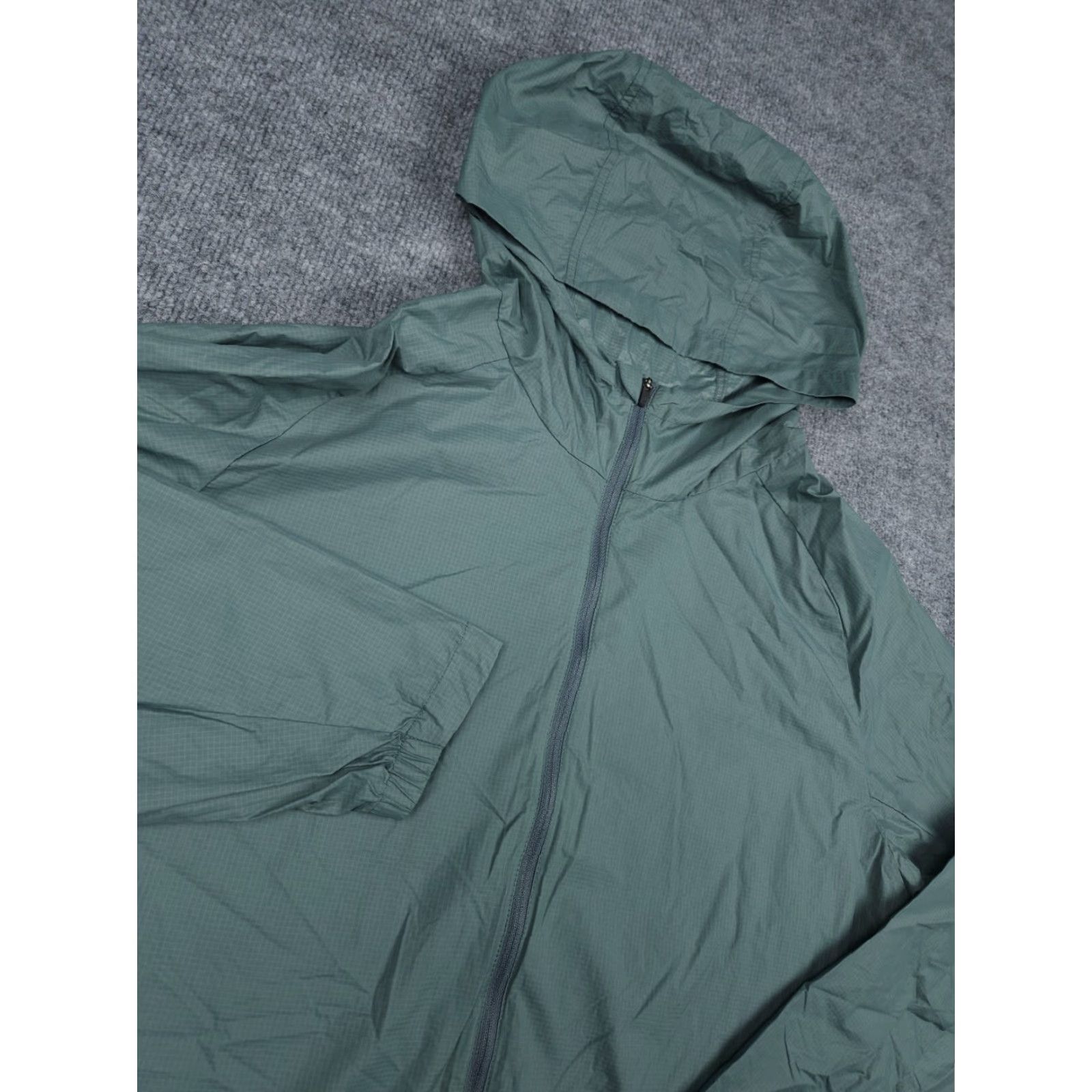 Rains Free Fly Rain Jacket Men's XL Green Full Zip Nylon Waterproof Light Ripstop Hoodie Windbreaker Sports Jacket Mens Size US XL / EU 56 / 4 - 3 Thumbnail