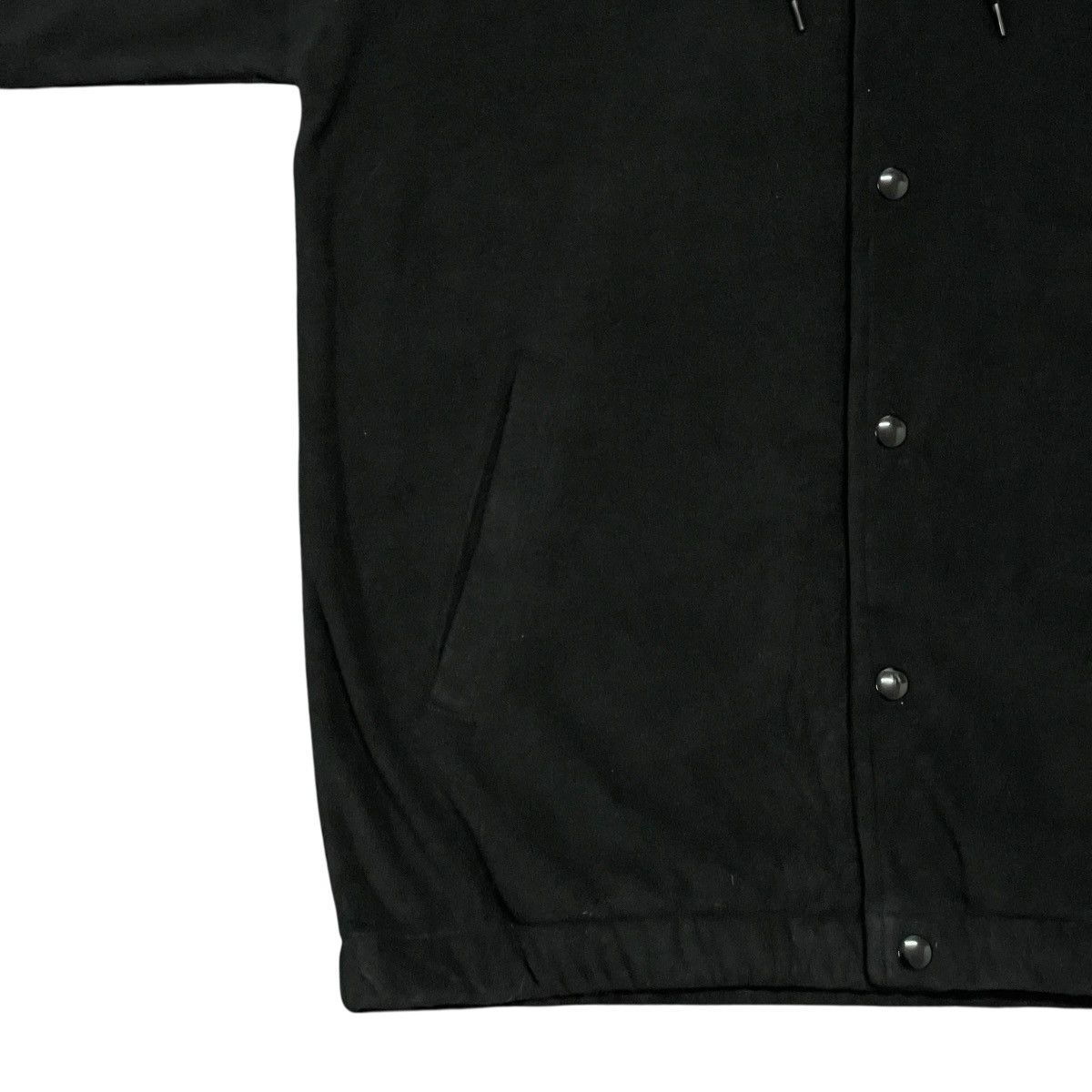 Champion Champion Japan Exclusive Black Hooded Coach Varsity Jacket Size US XL / EU 56 / 4 - 4 Thumbnail