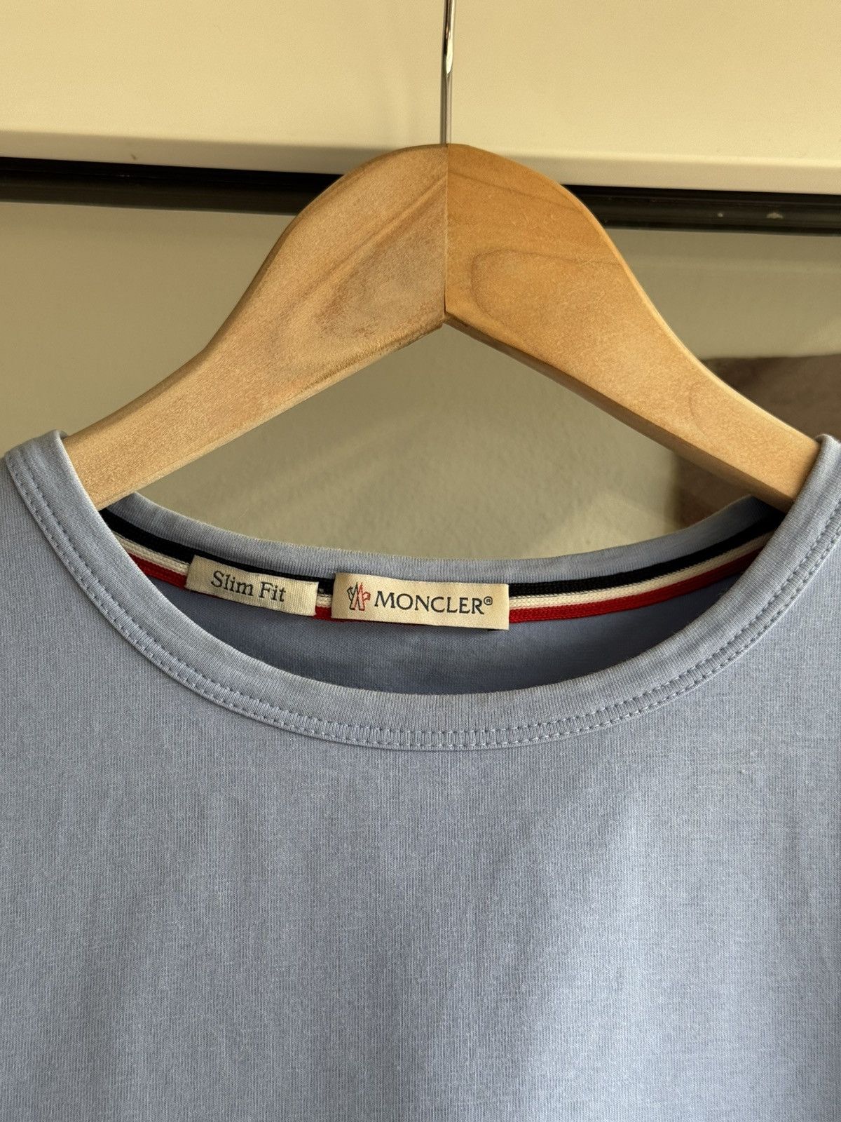 Moncler Moncler Blue luxury Tee Size US M / EU 48-50 / 2 - 7 Thumbnail