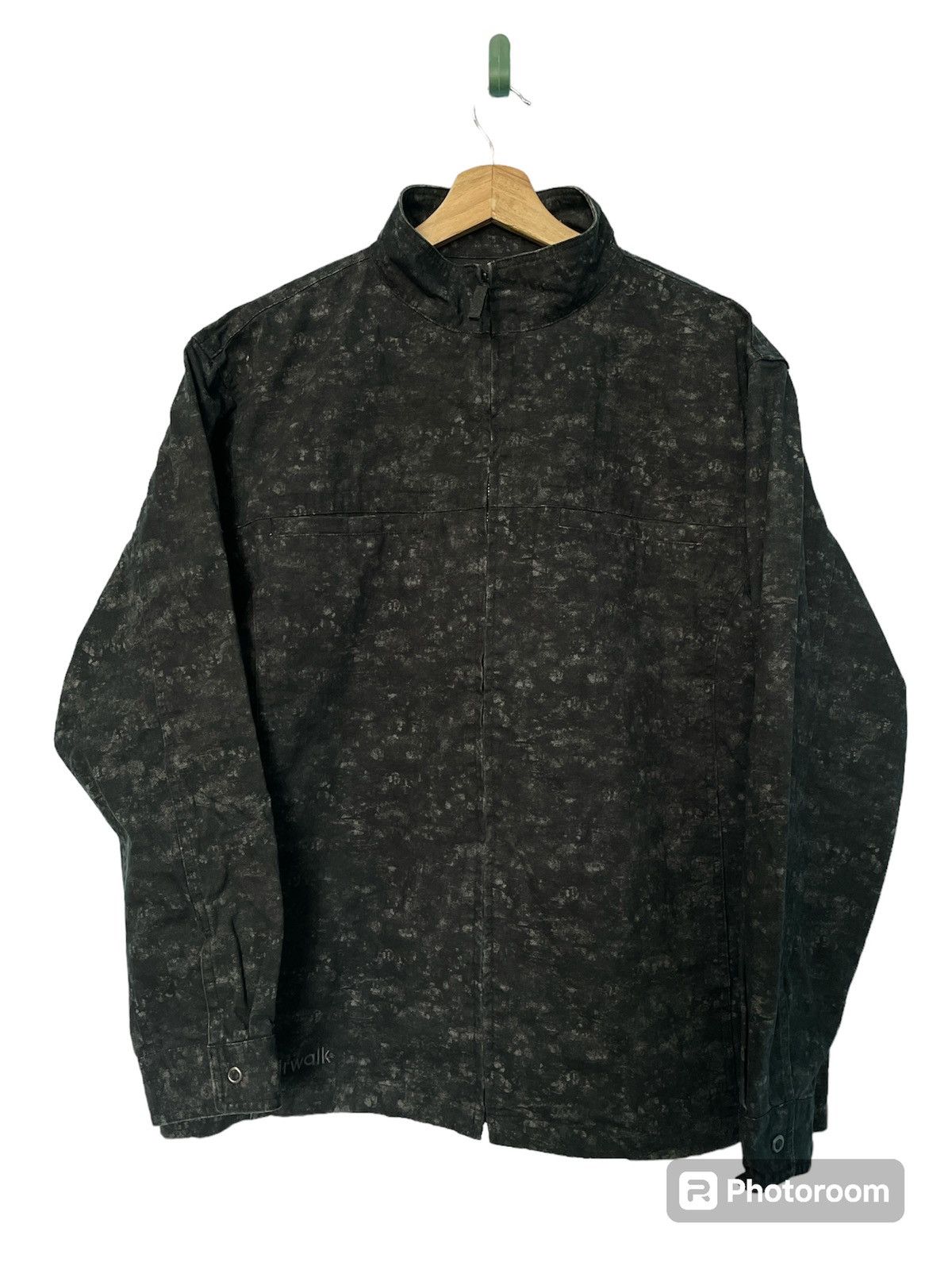 Airwalk Japanese Brand Airwalk Blauson Jacket Fullzip Black Large Size US L / EU 52-54 / 3 - 1 Thumbnail